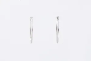 14k White Gold Oval Hoop Earrings (1.23g.)