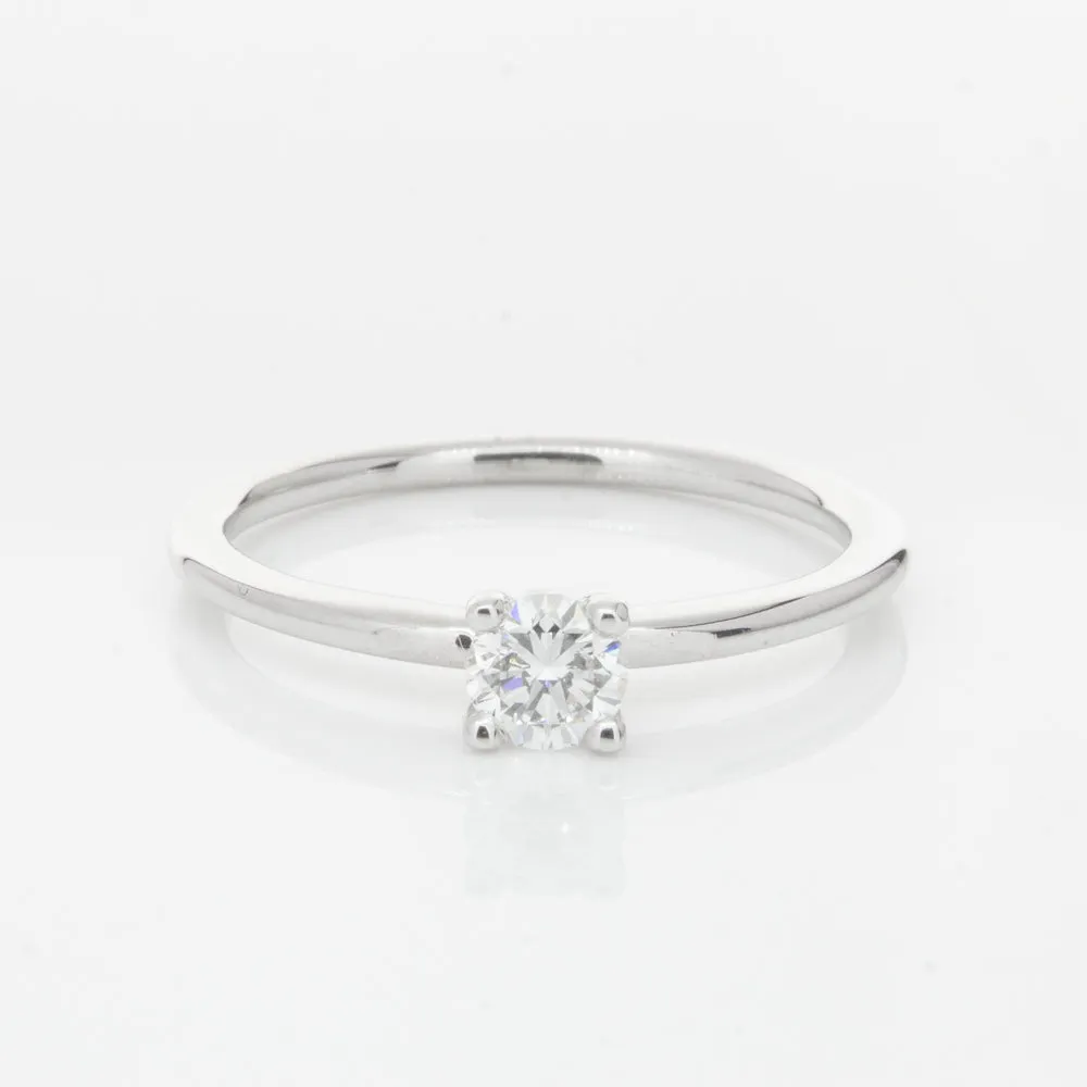 18ct White Gold .30ct Diamond Melba Ring