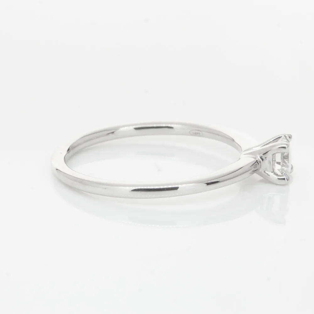 18ct White Gold .30ct Diamond Melba Ring
