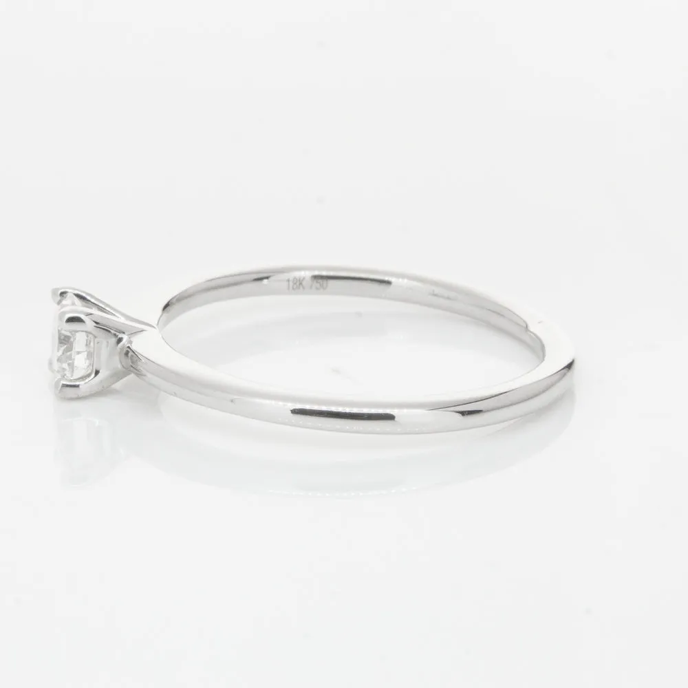 18ct White Gold .30ct Diamond Melba Ring