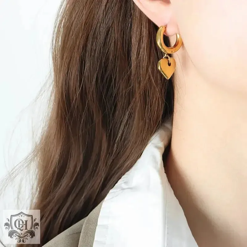 18K Gold Heart Design Hoop Earrings