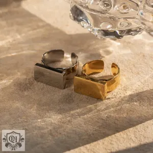 18k Gold Rectangular Versatile Ring