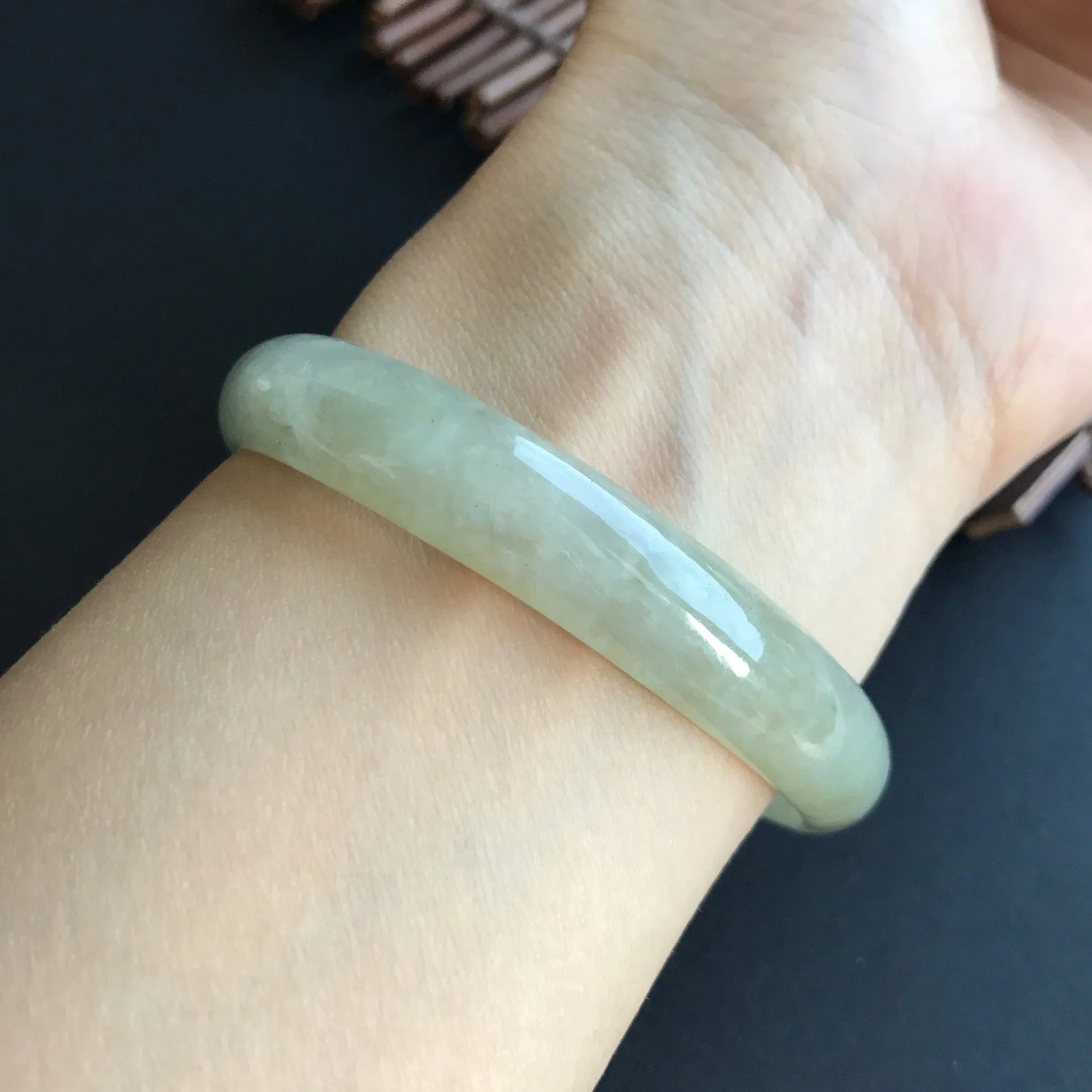 58mm A-Grade Natural Jadeite Modern Oval Bangle No.151008
