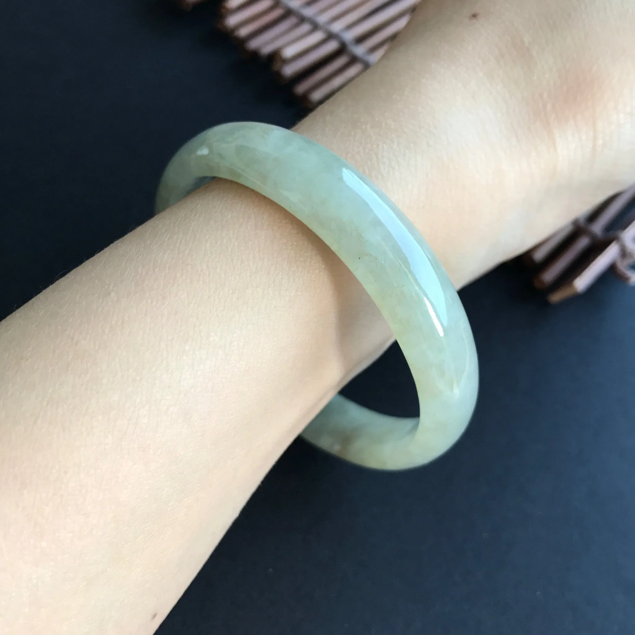 58mm A-Grade Natural Jadeite Modern Oval Bangle No.151008