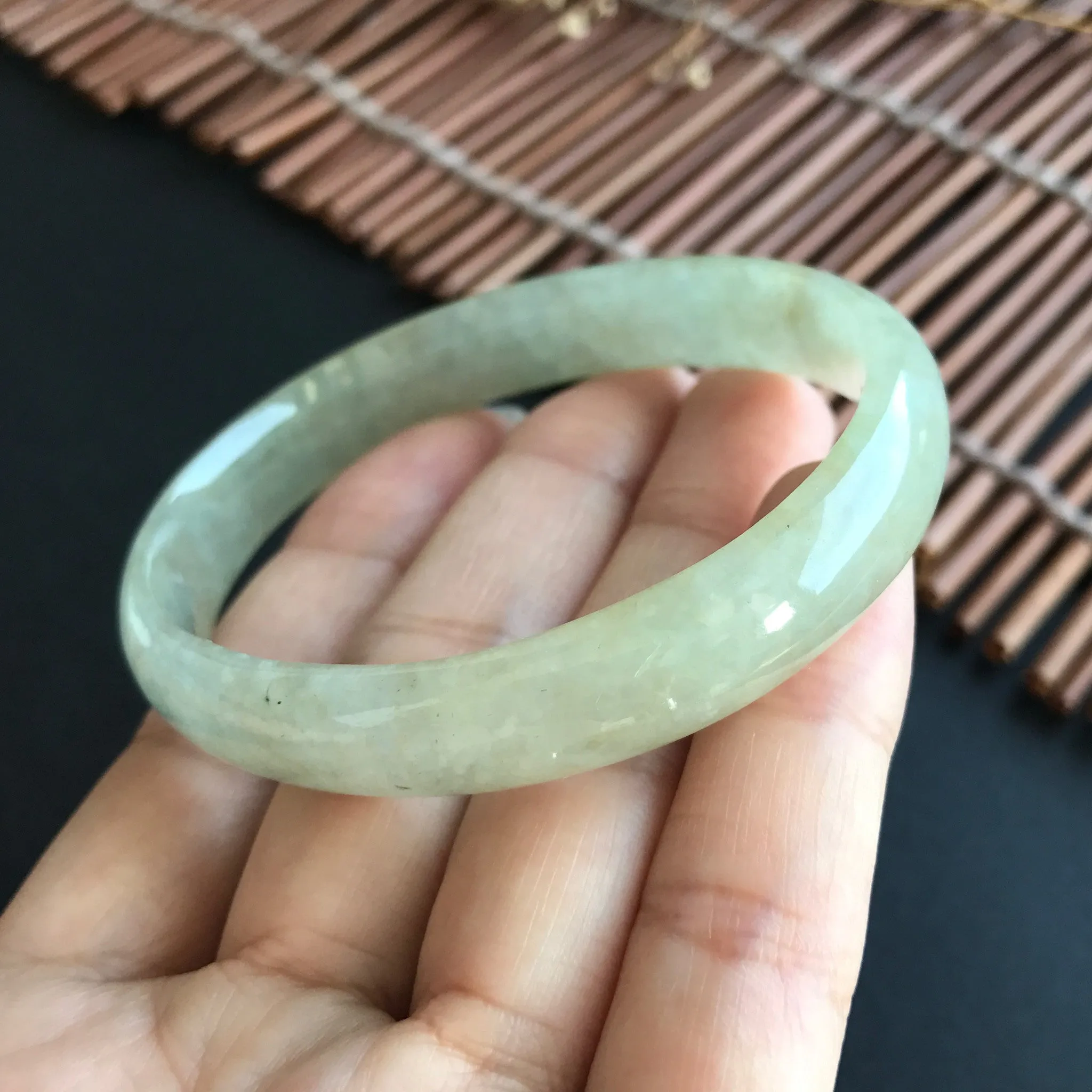58mm A-Grade Natural Jadeite Modern Oval Bangle No.151008