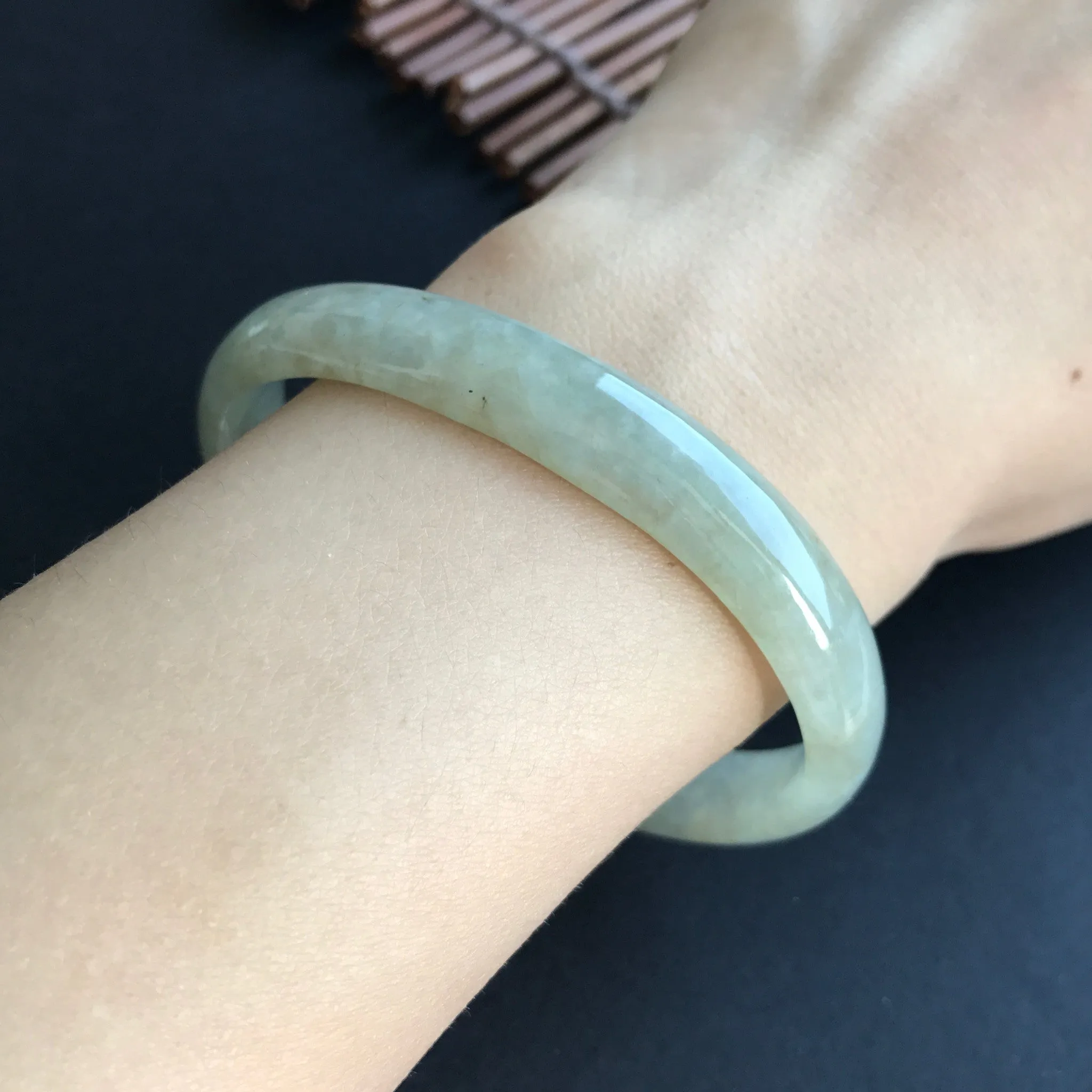 58mm A-Grade Natural Jadeite Modern Oval Bangle No.151008