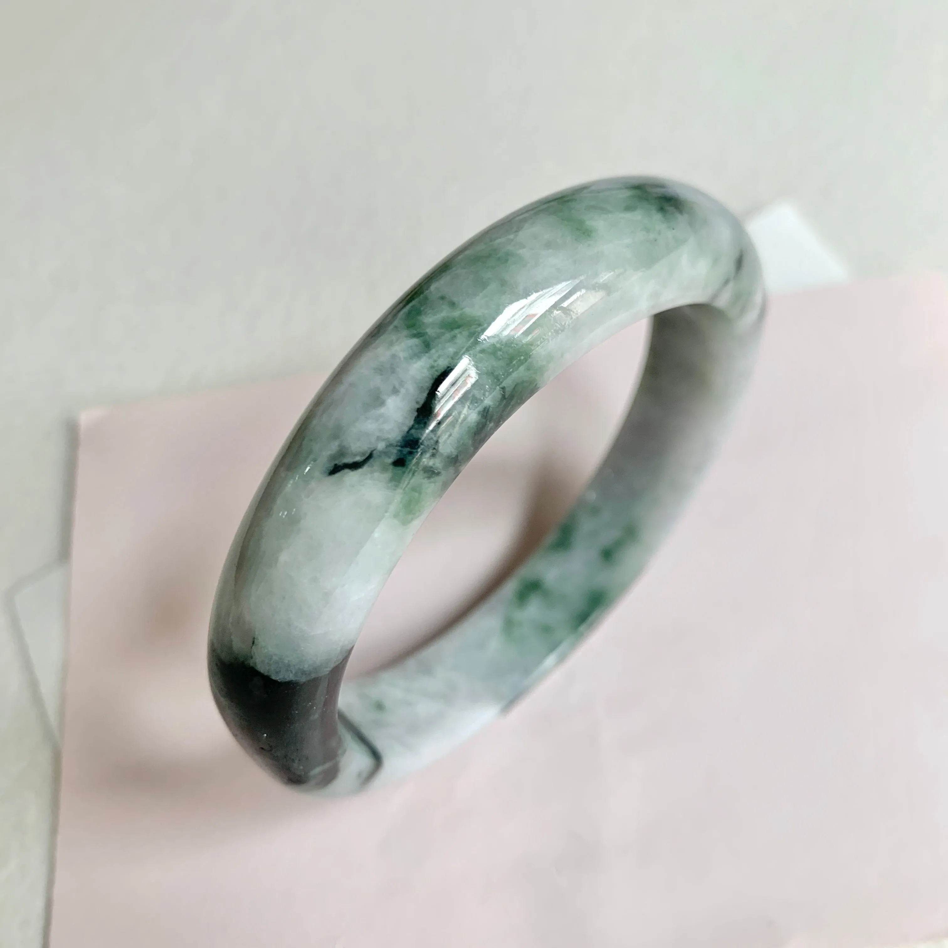 59.5mm A-Grade Natural Bluish Floral Modern Round Bangle No. 600173