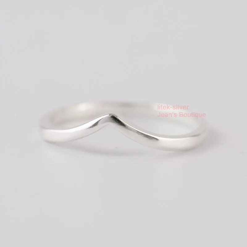 925 Sterling Silver Chevron Ring
