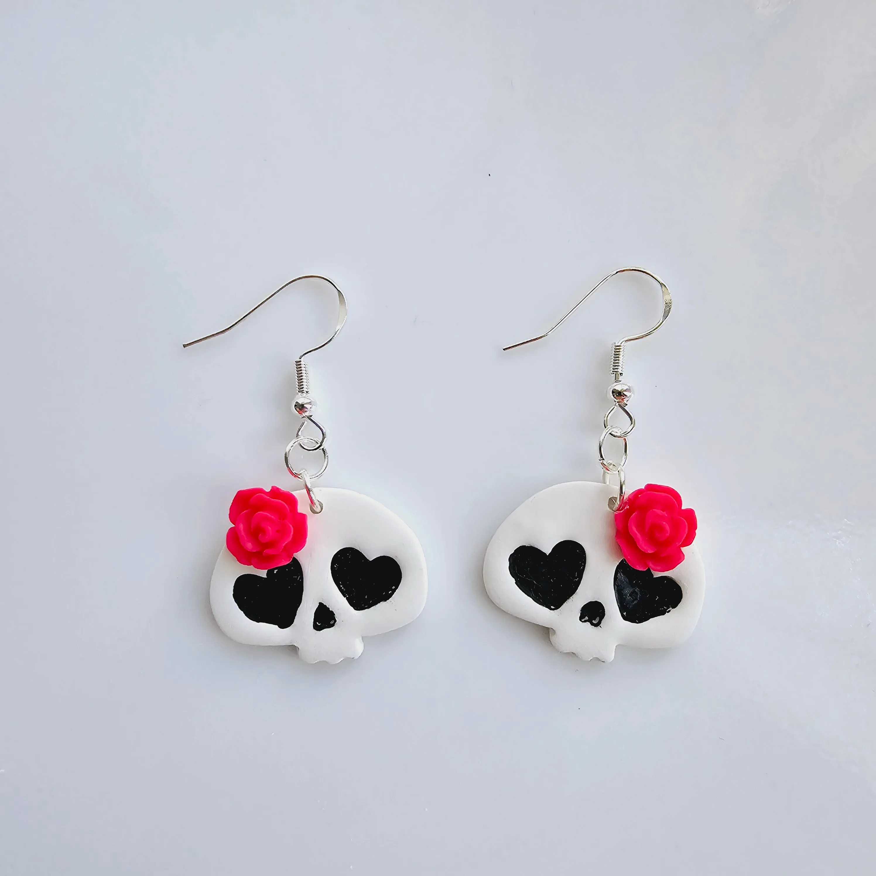 Amor Muerto Earrings