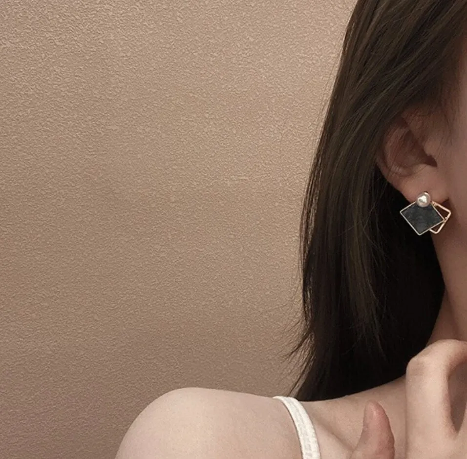 Blue Geometric Pearl Stud Earrings