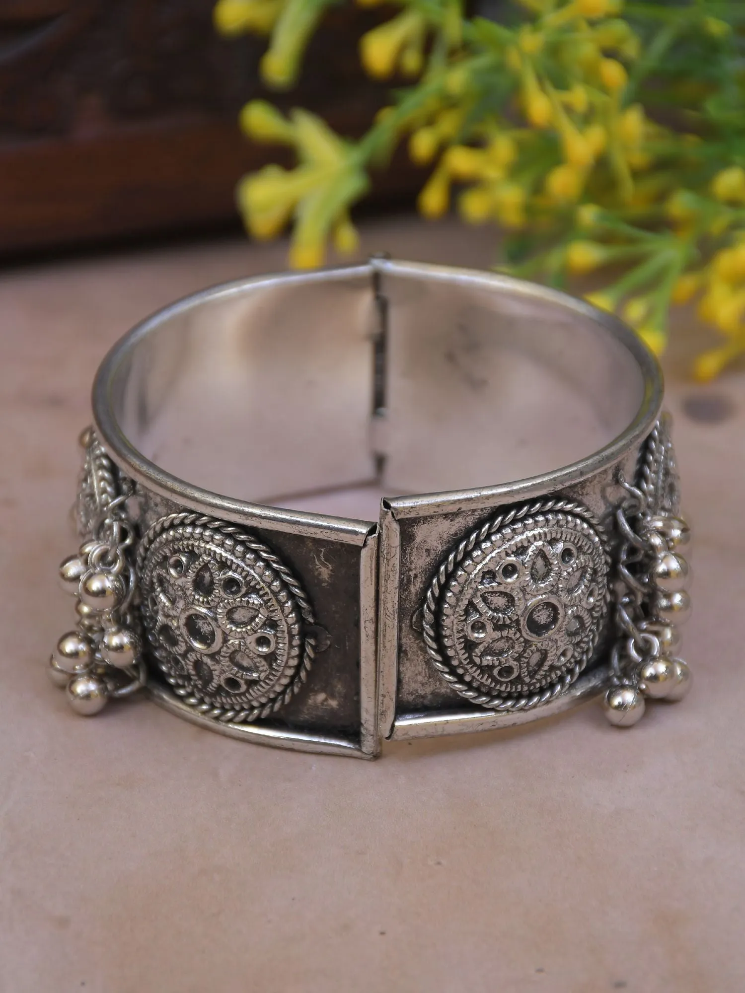 Bohemian Elegance: Oxidised Ghungroo Bangles for the Free-Spirited Fashionista