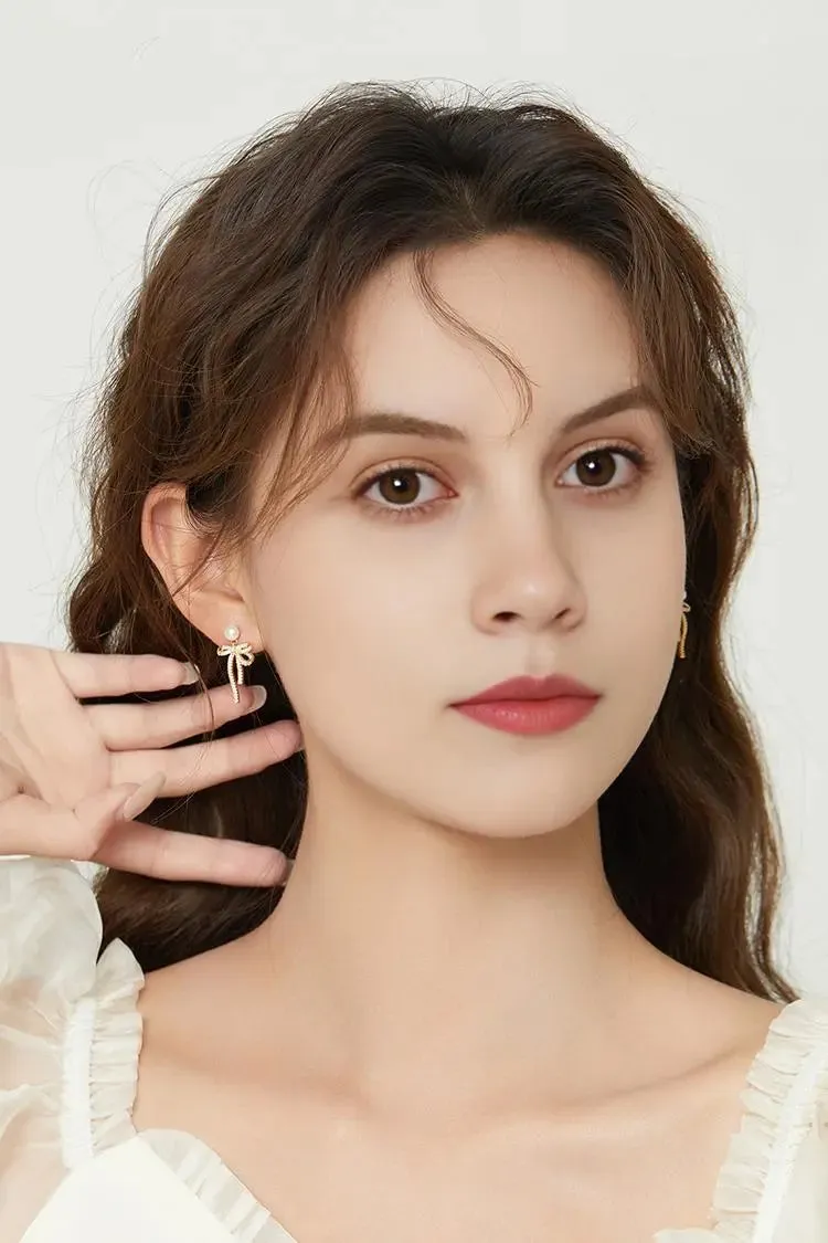 Bow Earrings with Pearl and Glimmer Gem