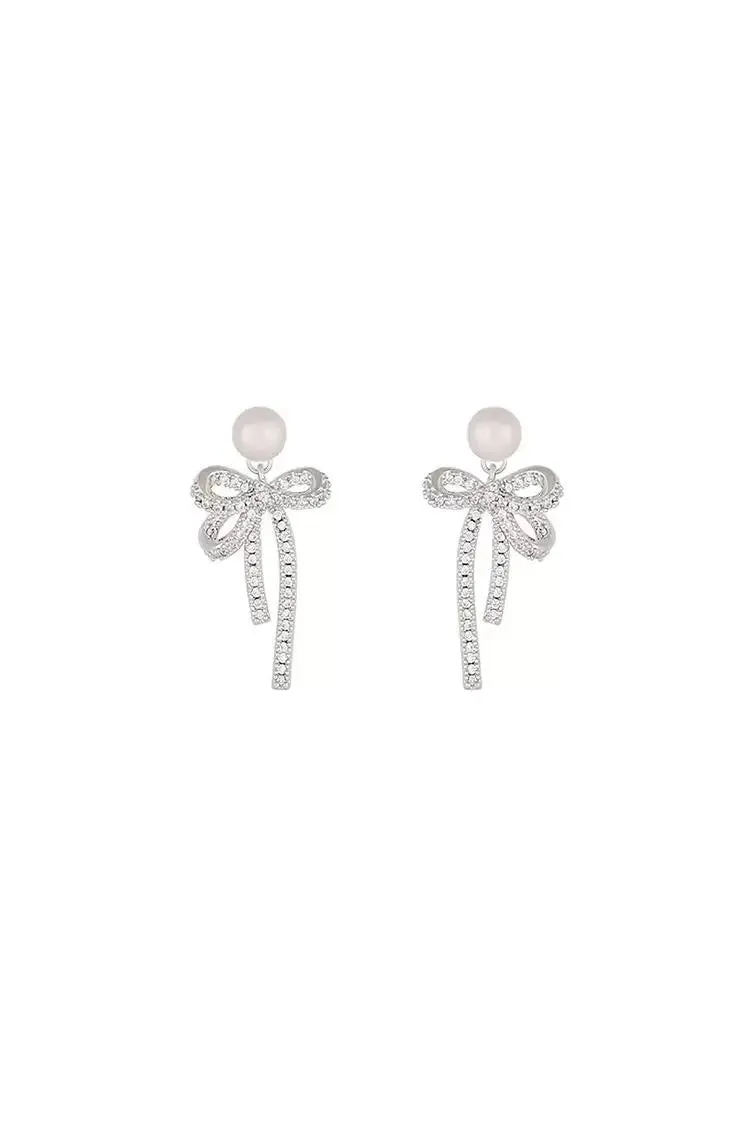Bow Earrings with Pearl and Glimmer Gem