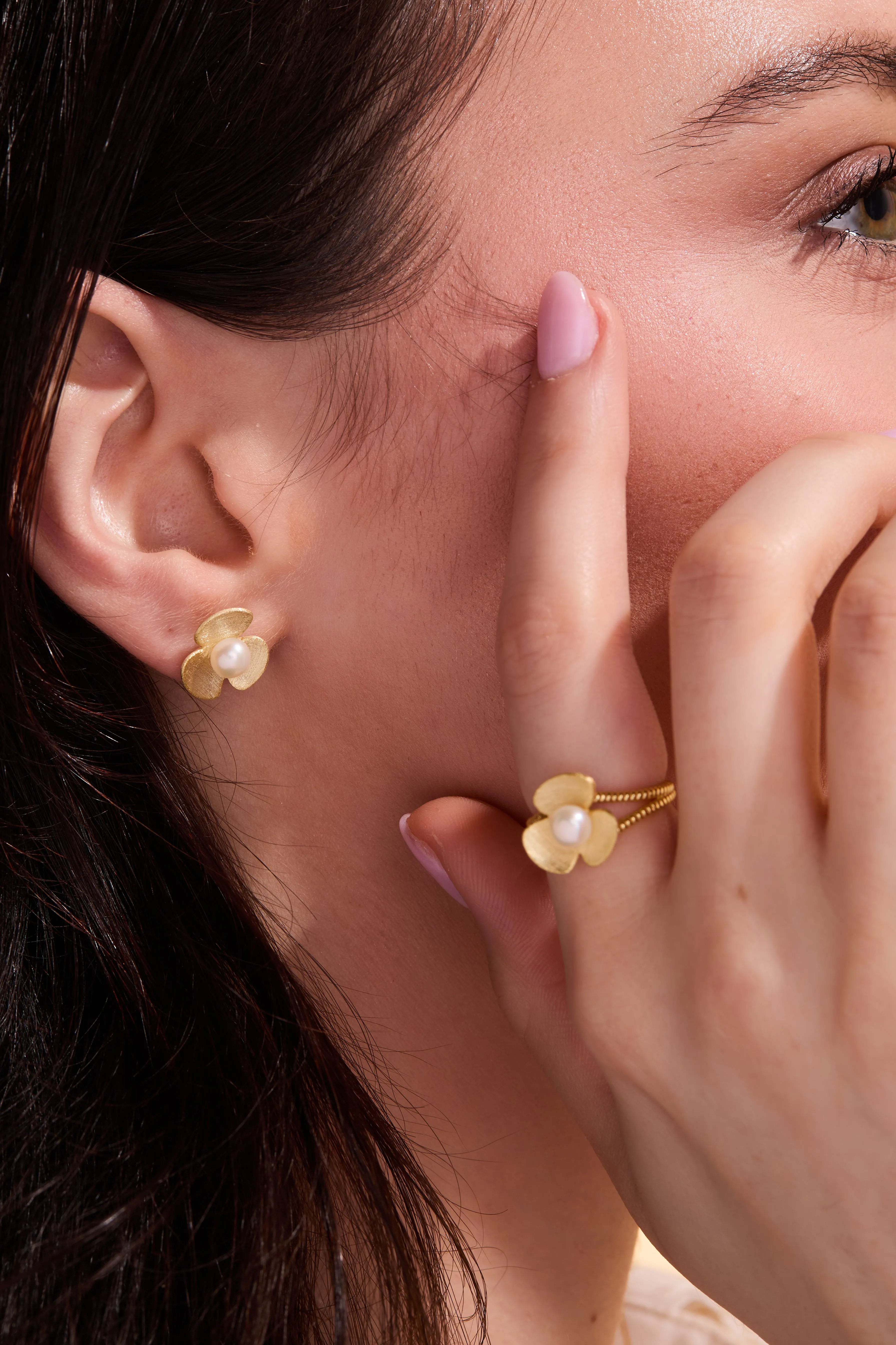 Broad Leaf gold adjustable ring W.