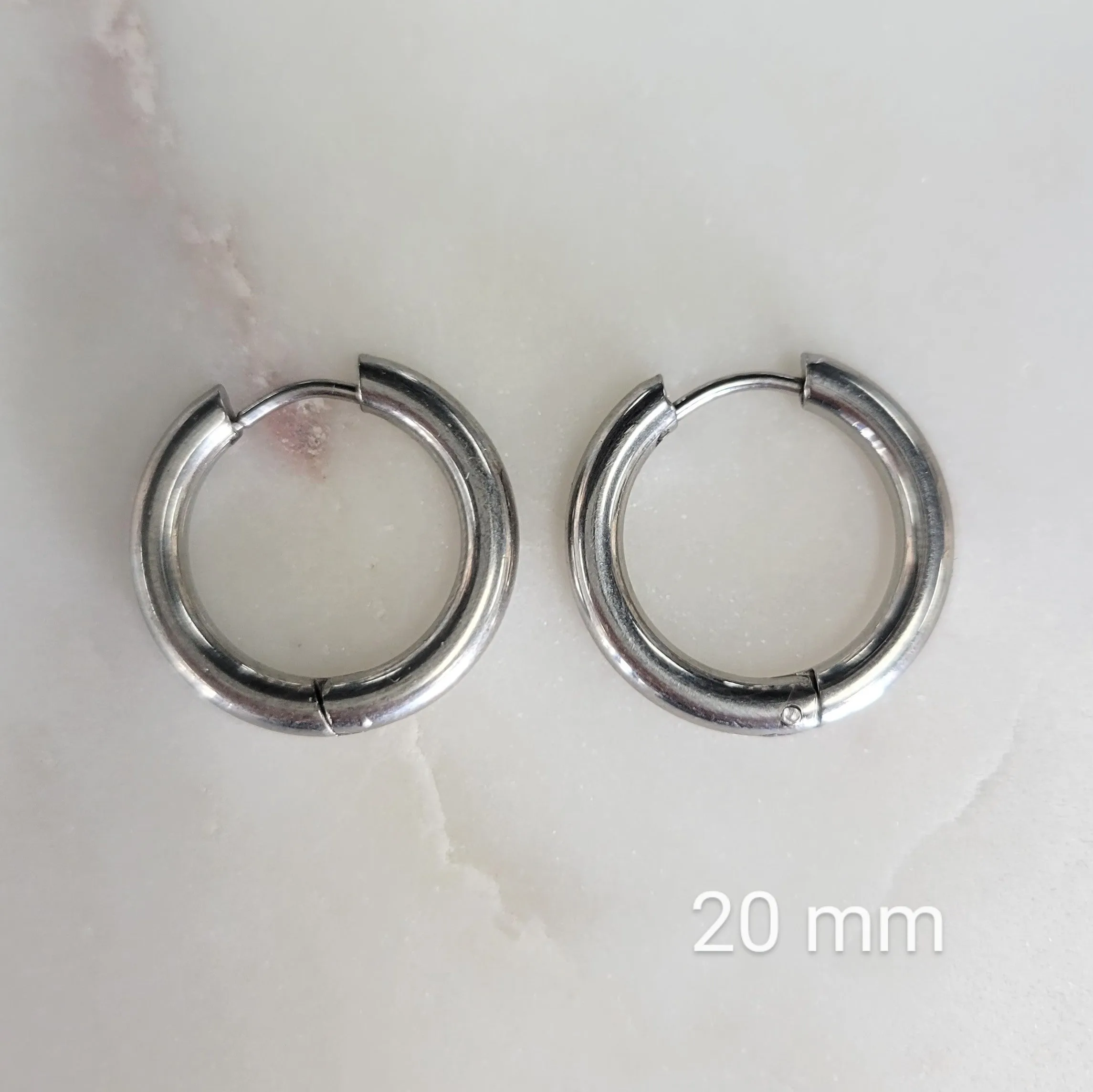 Classic Simple Hoops