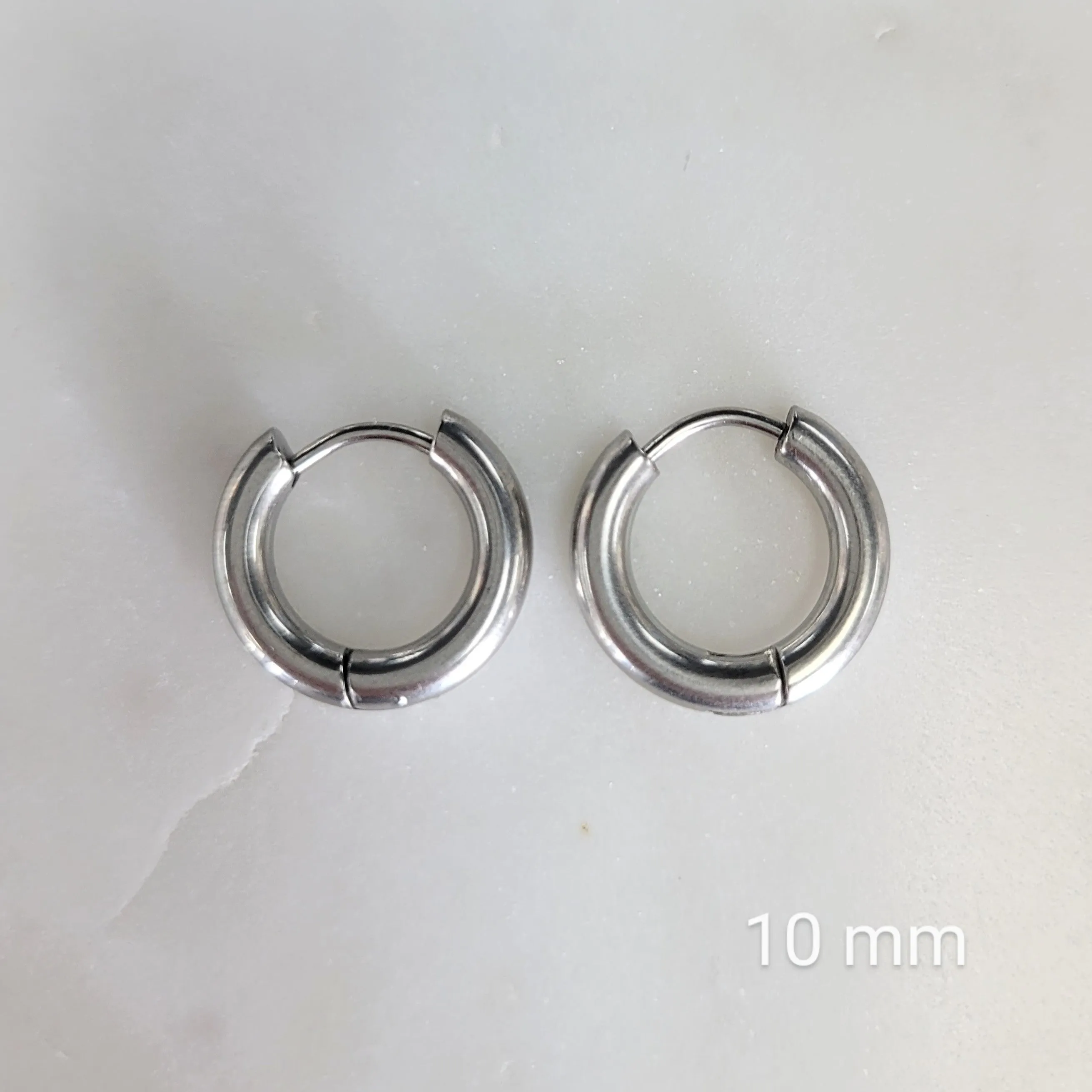 Classic Simple Hoops