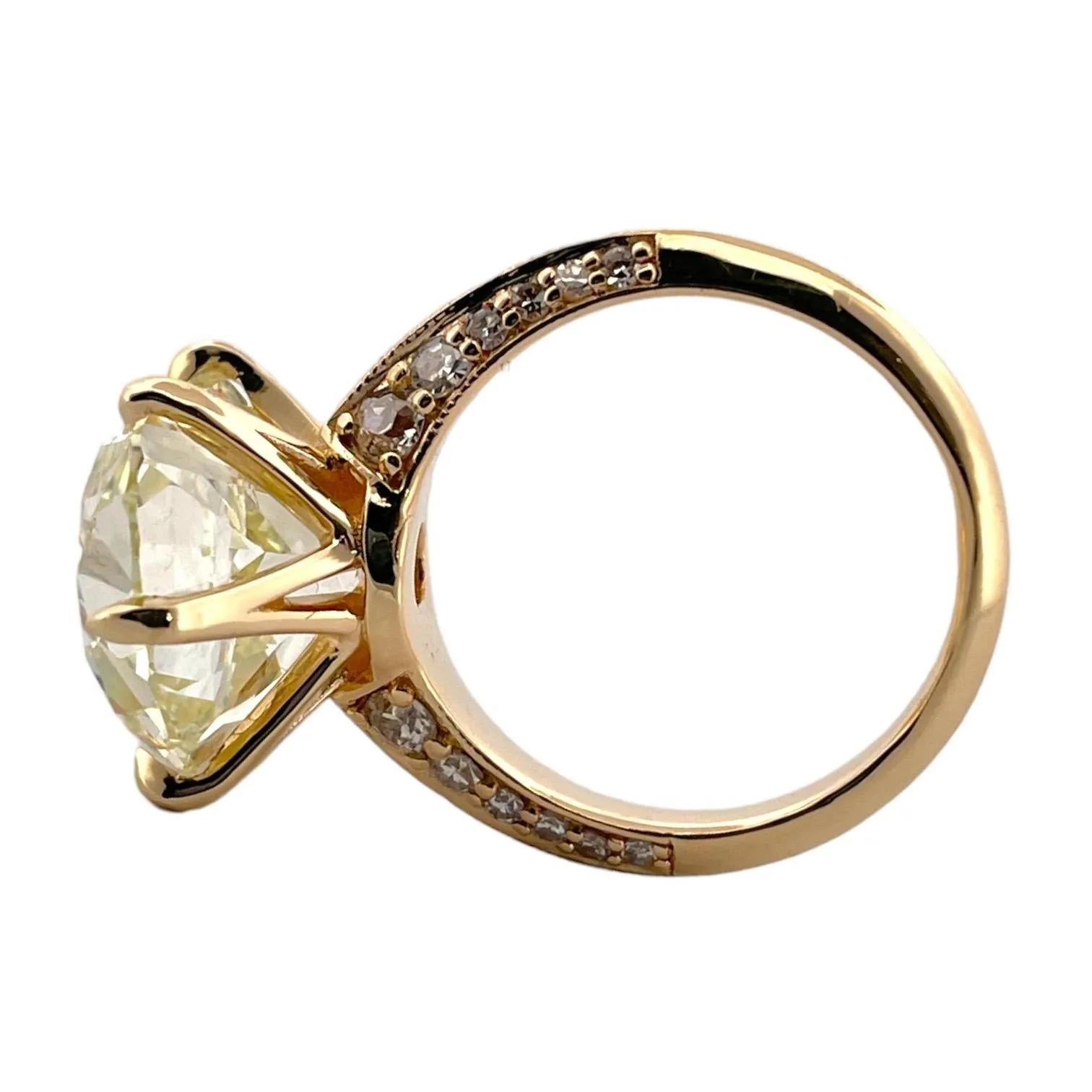Dazzling 18K Yellow Gold Ring Adorned with Antique 10.08 Carat Natural Diamond