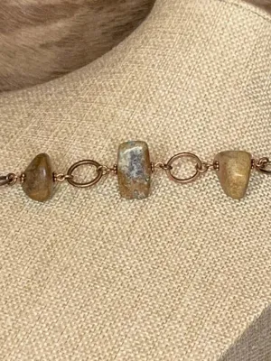 Desert Oasis: Handcrafted Turquoise Nugget Bracelet with Copper Circles
