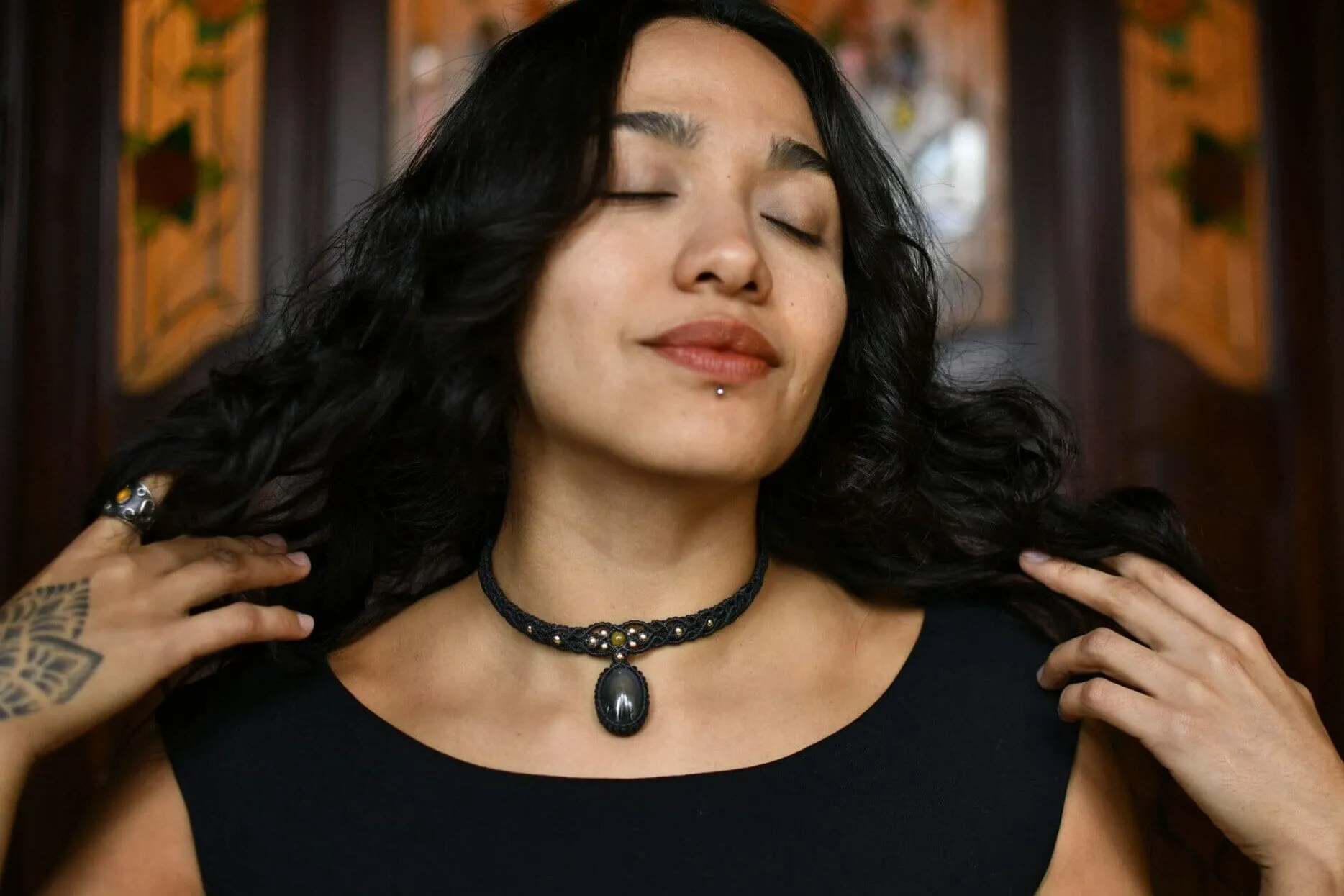 Duchess Macrame Choker