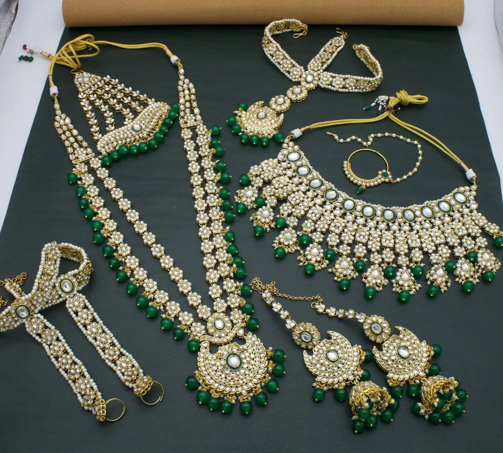 Elegant Green Kundan Bridal Jewellery Set
