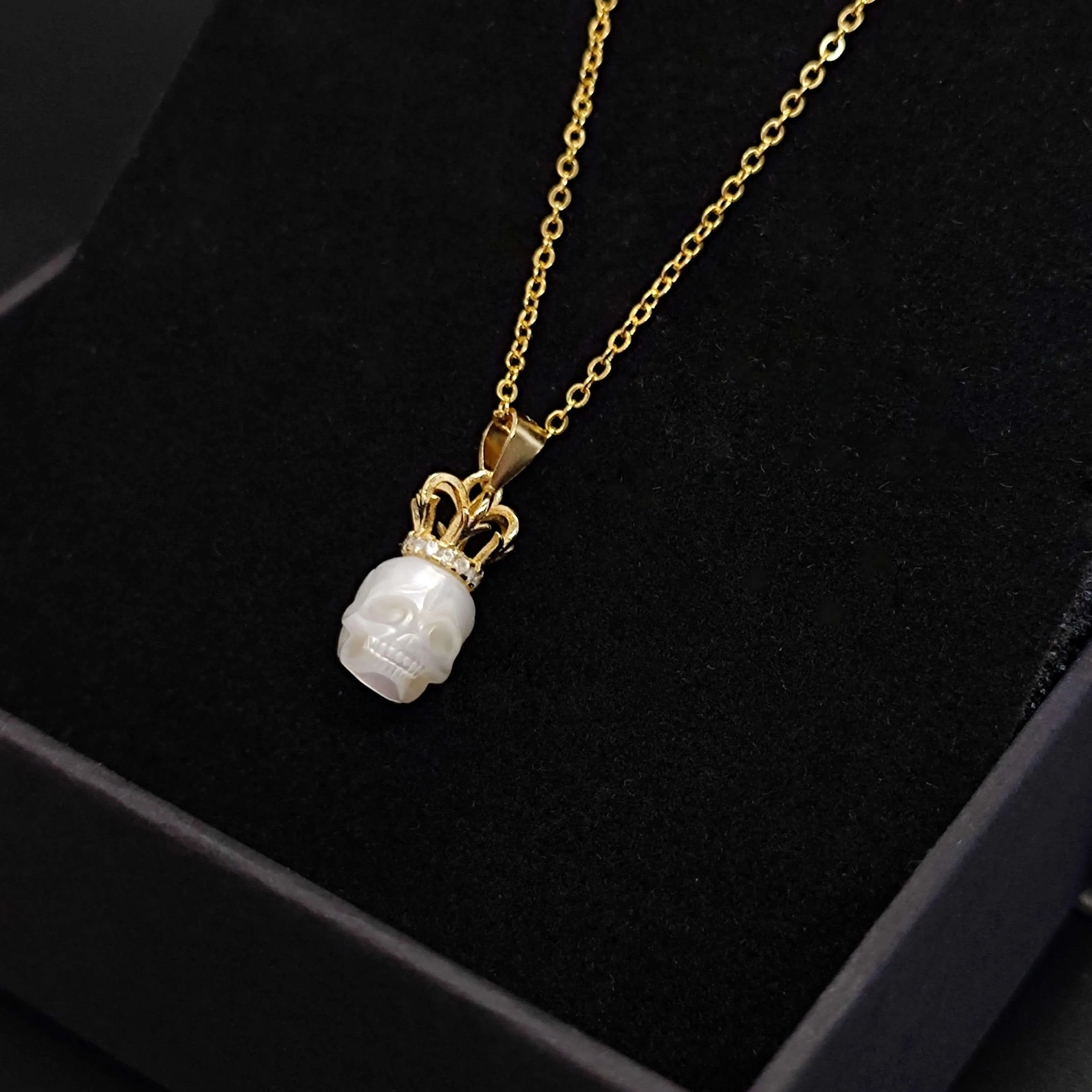 Elegant Pearl Skull Crown Necklace