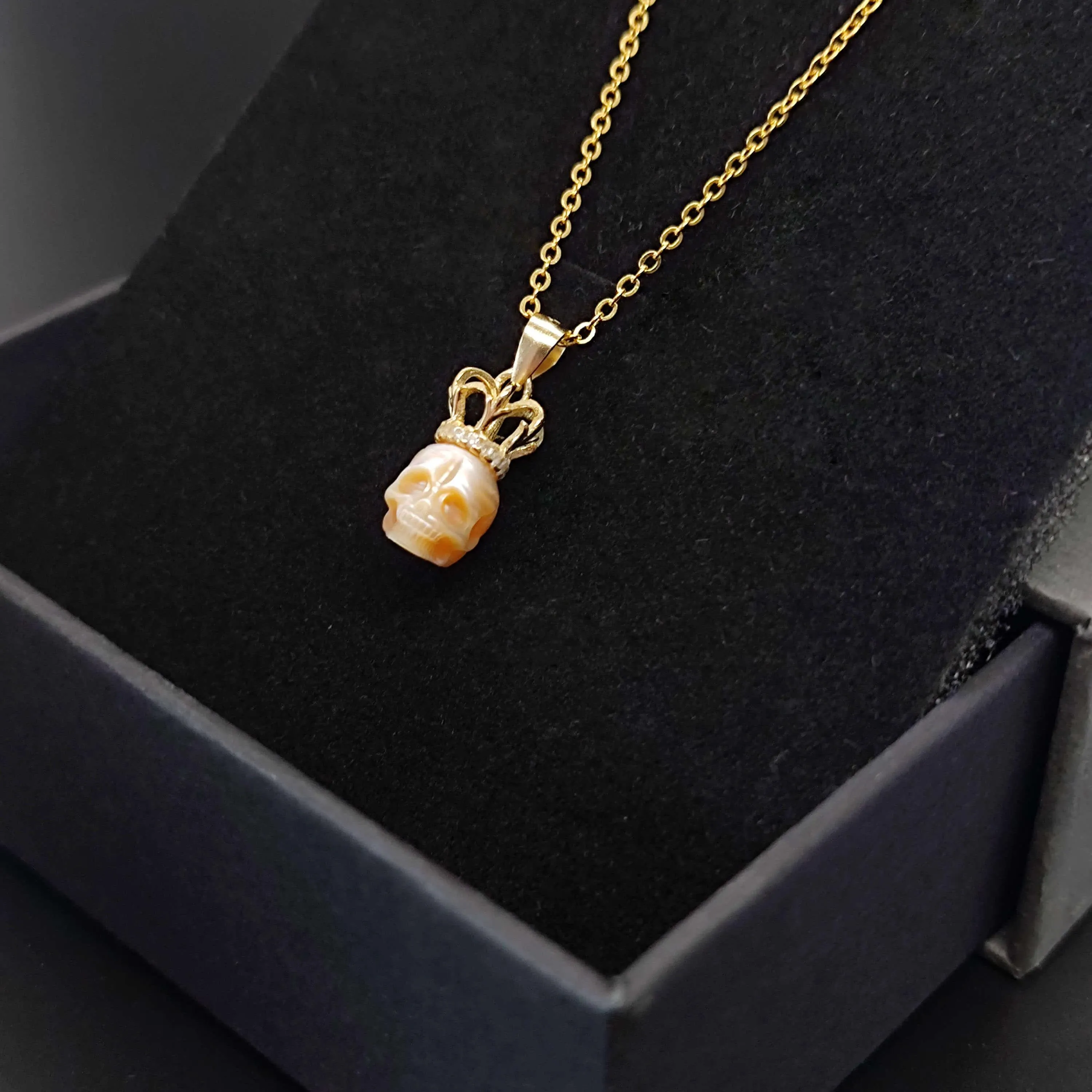 Elegant Pearl Skull Crown Necklace