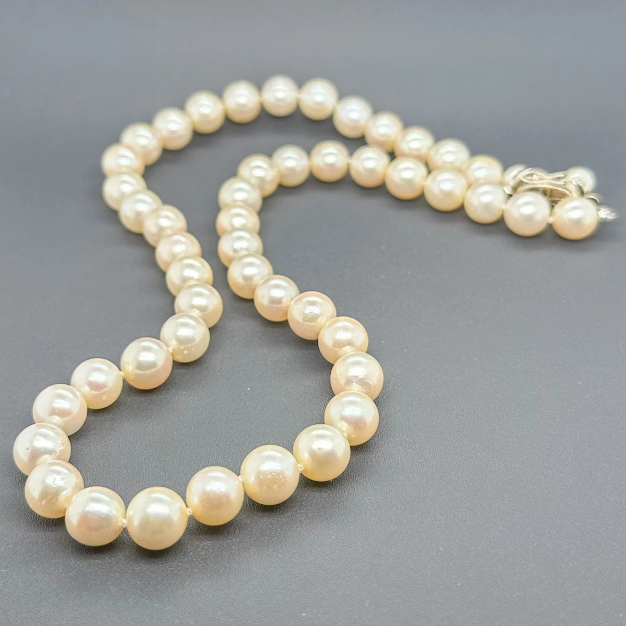 Estate 14K W Gold 8.5-9mm Akoya Pearl & 0.02cttw Diamond 18" Necklace