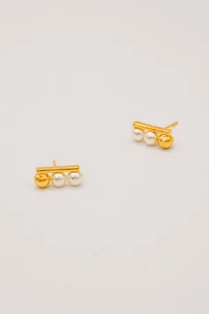 Jin Simple Stud Pearl Earrings - Gold