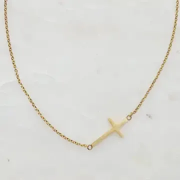 Kayla Cross Necklace - Ellison   Young