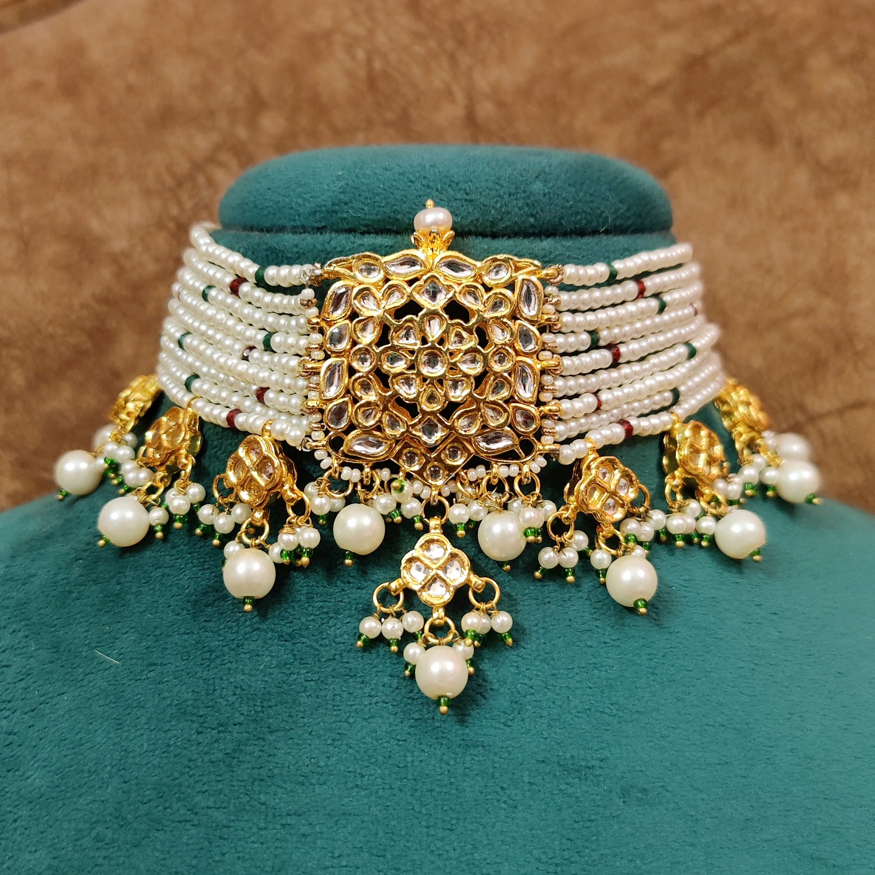 KUNDAN POLKI & PEARL ROYAL CHOKER SET