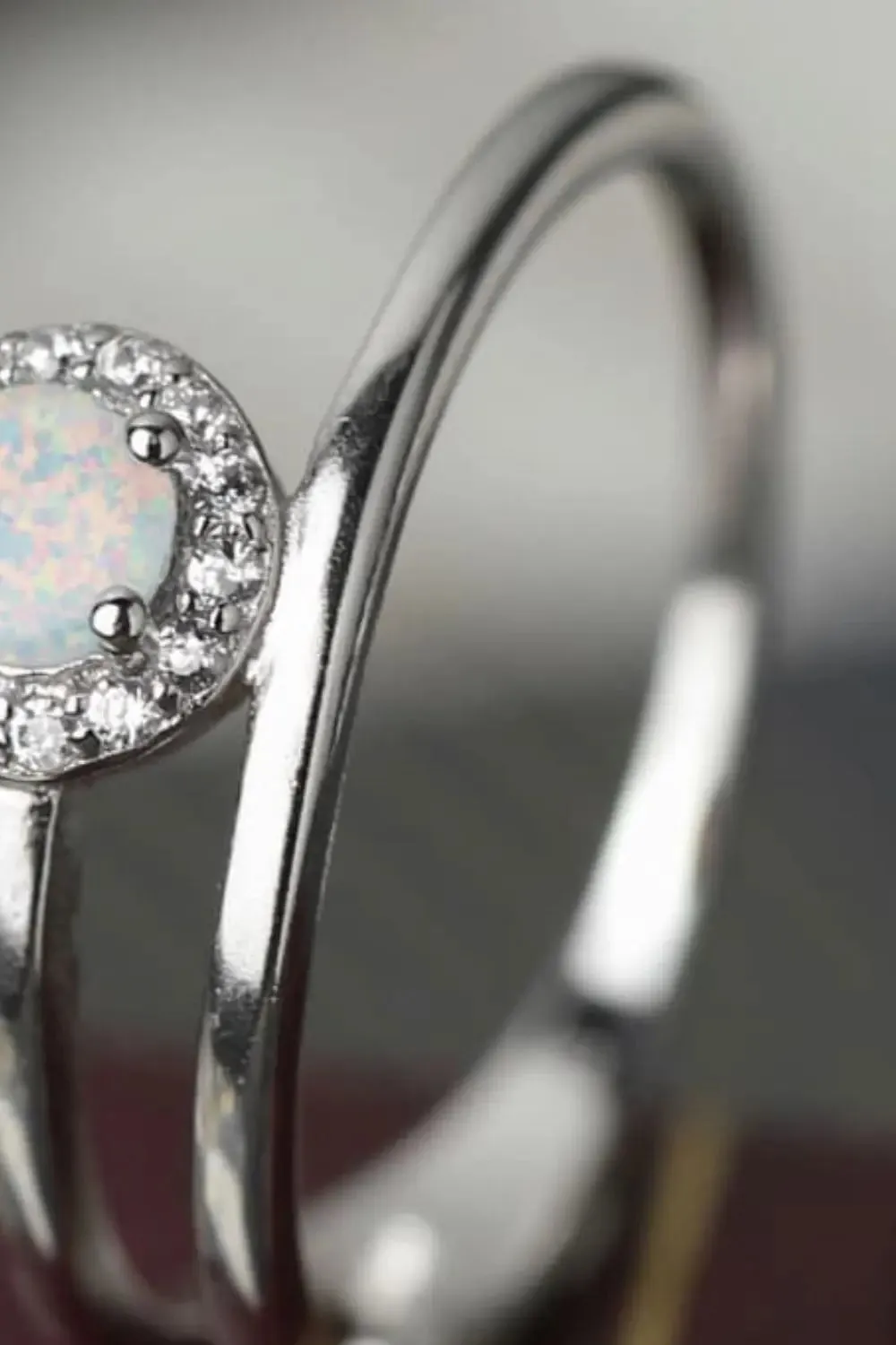 LOVCIA Opal Bypass Ring