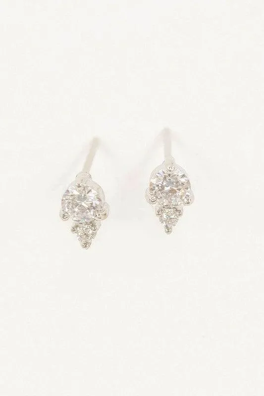 Lovoda Mini Cluster Stud Earrings