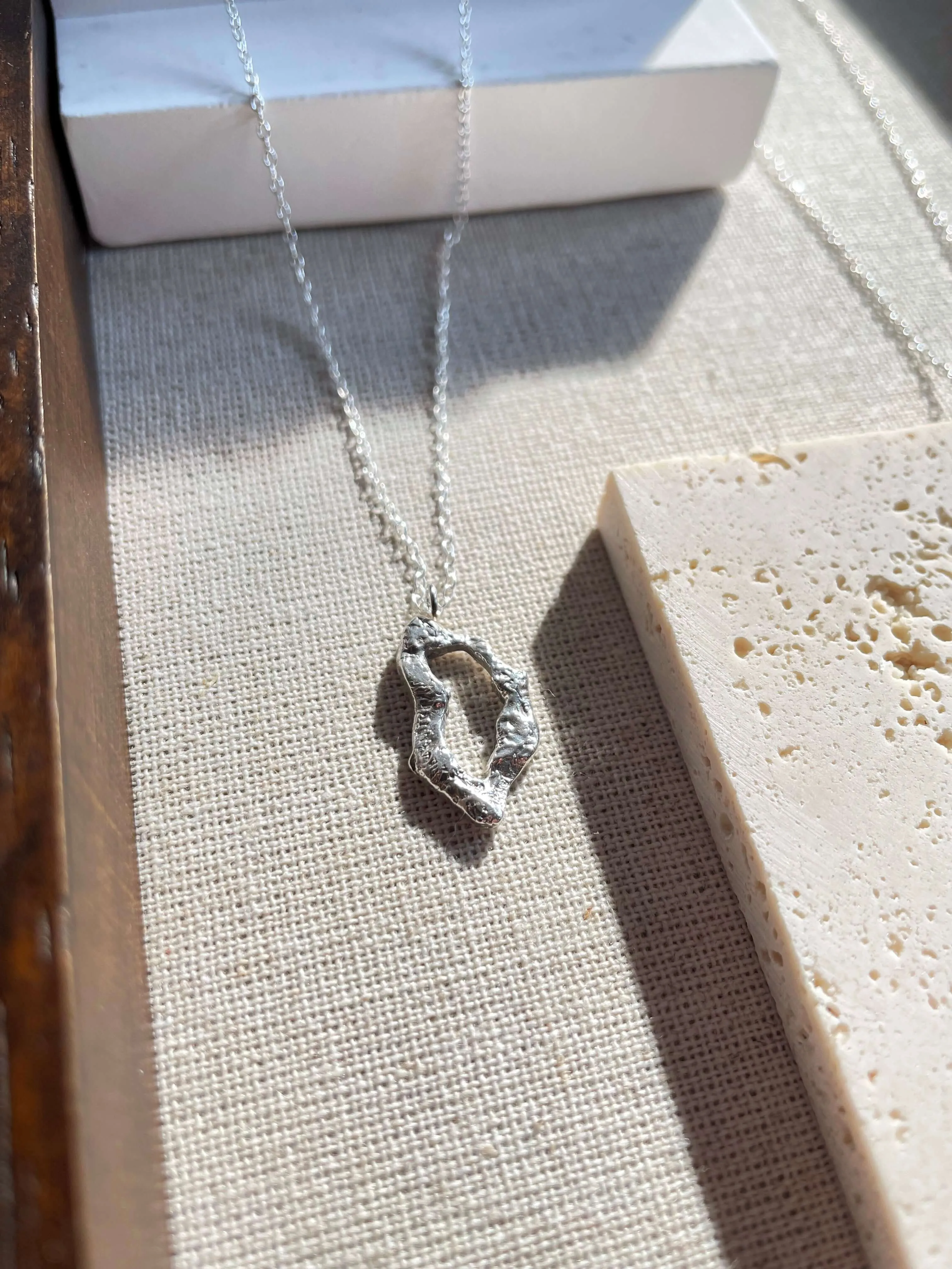 MAYA - Organic shaped oval pendant necklace