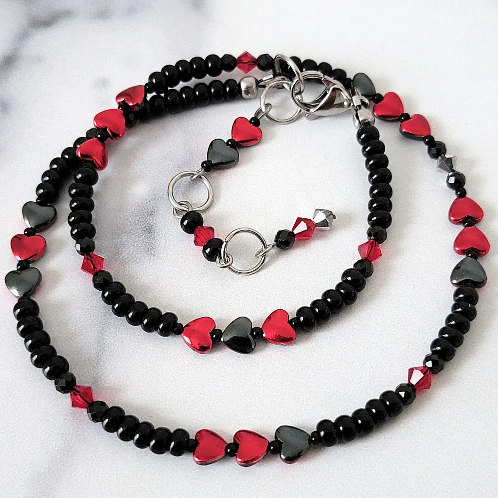 Minimalist Hearts Choker Necklace