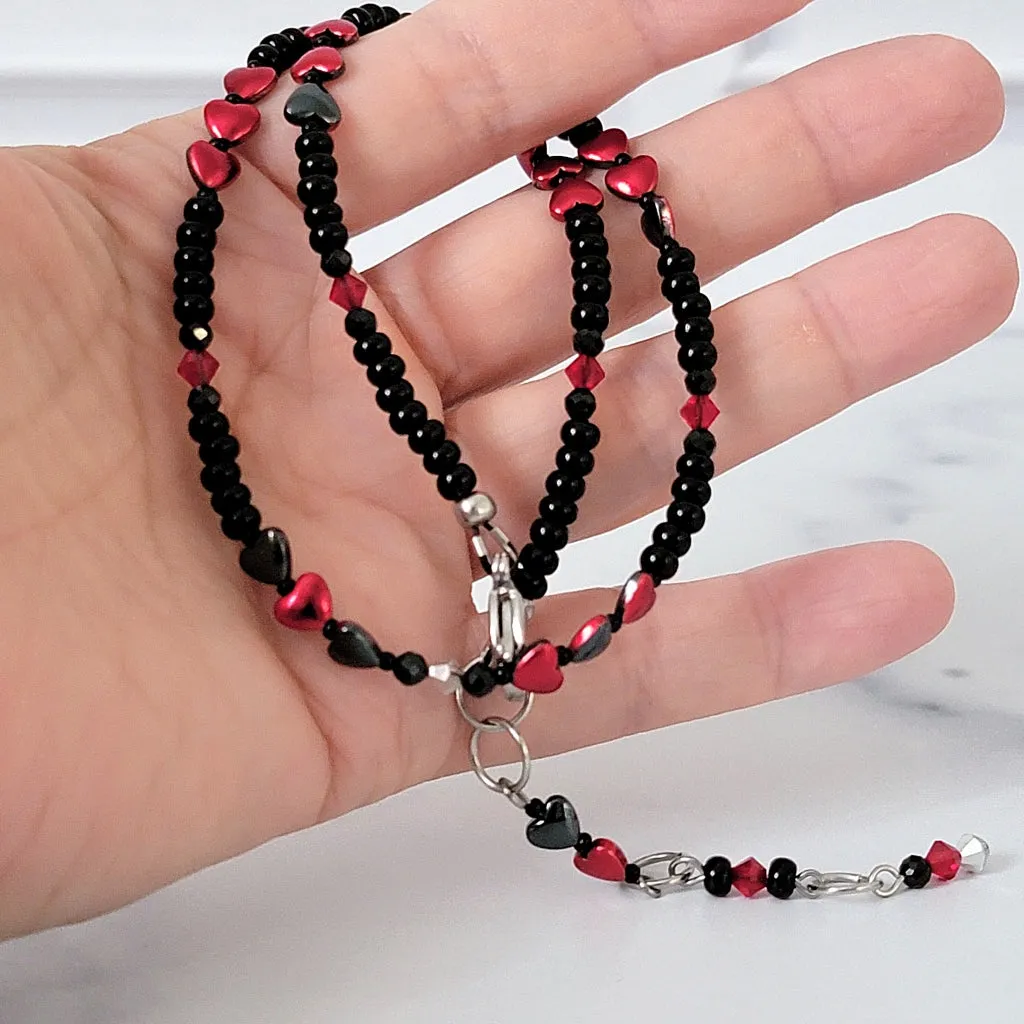 Minimalist Hearts Choker Necklace