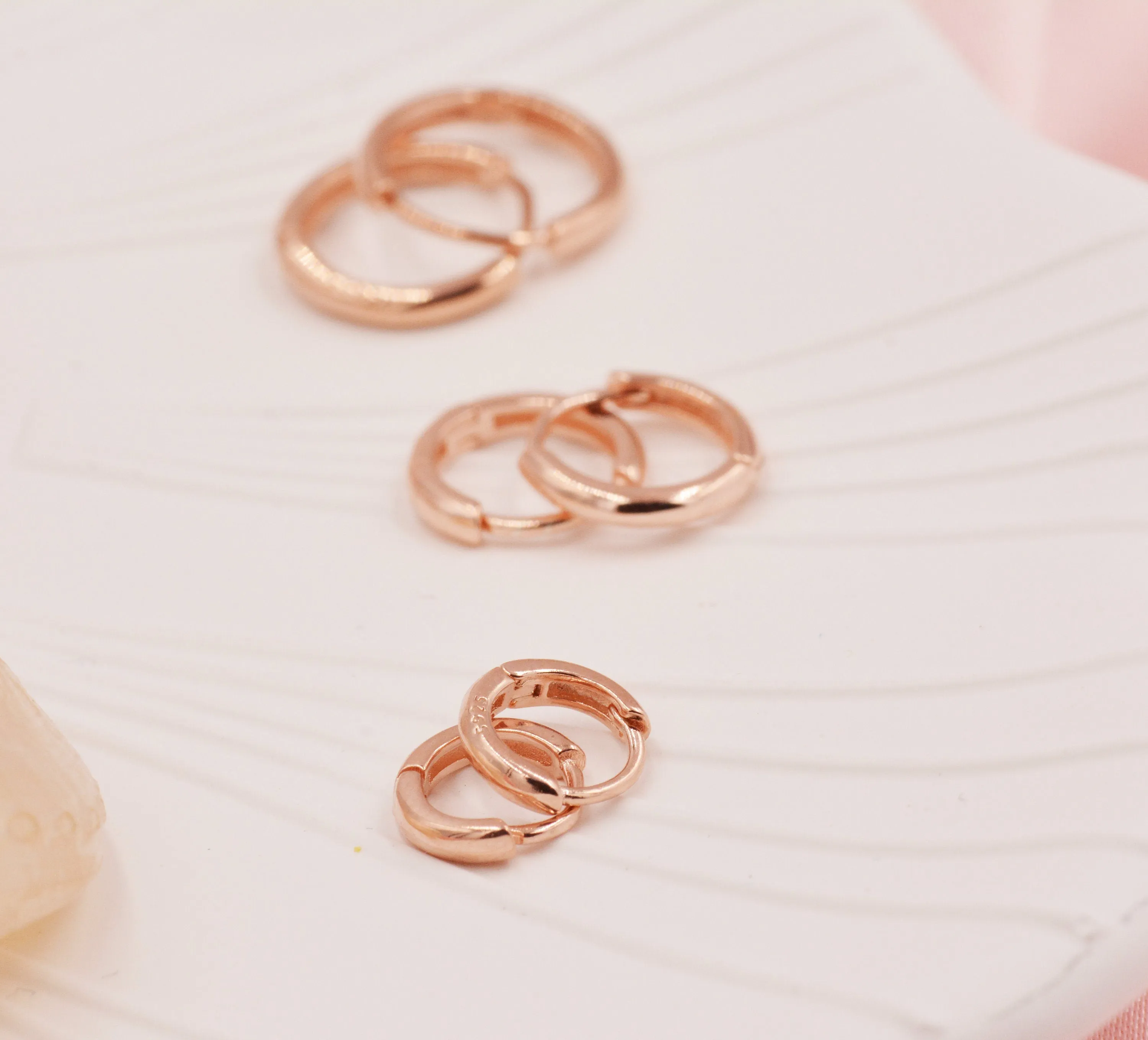 Minimalist Huggie Hoop Earrings in Sterling Silver, 6mm, 8mm, 9mm, 10mm, 12mm and 14mm Skinny Hoops, Rose Gold or Gold, Simple Hoop Earrings