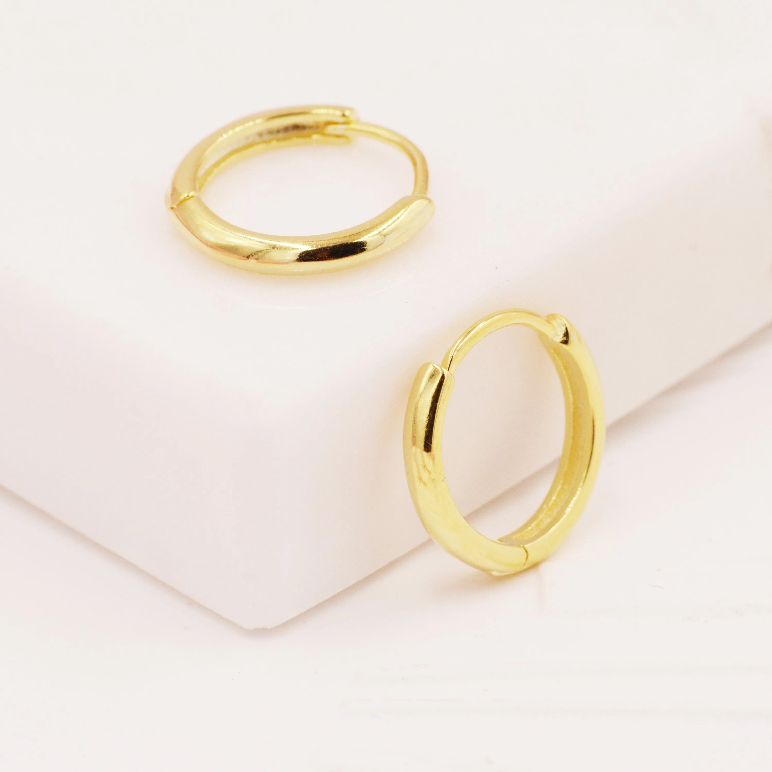 Minimalist Huggie Hoop Earrings in Sterling Silver, 6mm, 8mm, 9mm, 10mm, 12mm and 14mm Skinny Hoops, Rose Gold or Gold, Simple Hoop Earrings