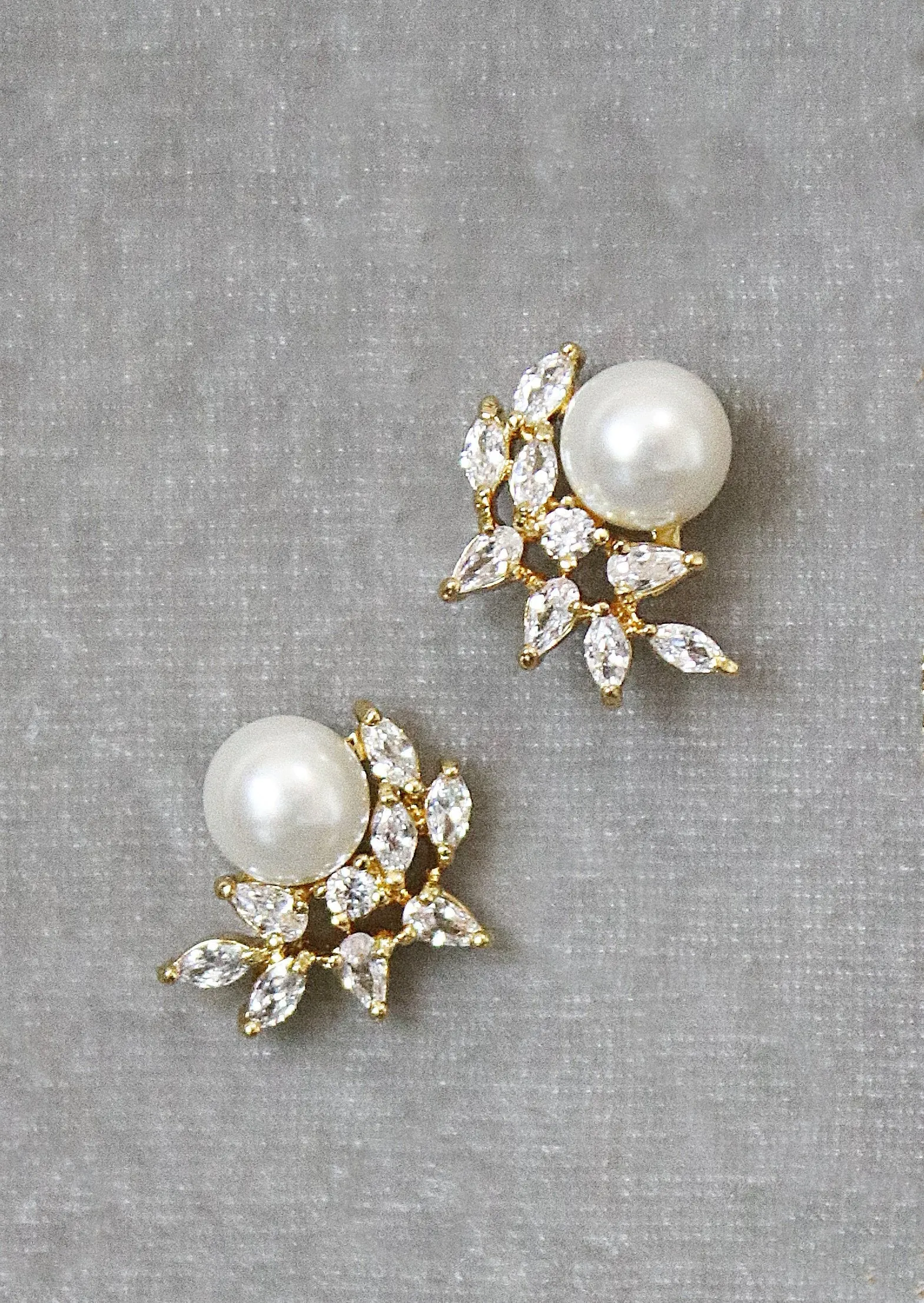 MIRABEL Gold Simulated Diamond and Pearl Drop Necklace and Earrings Set