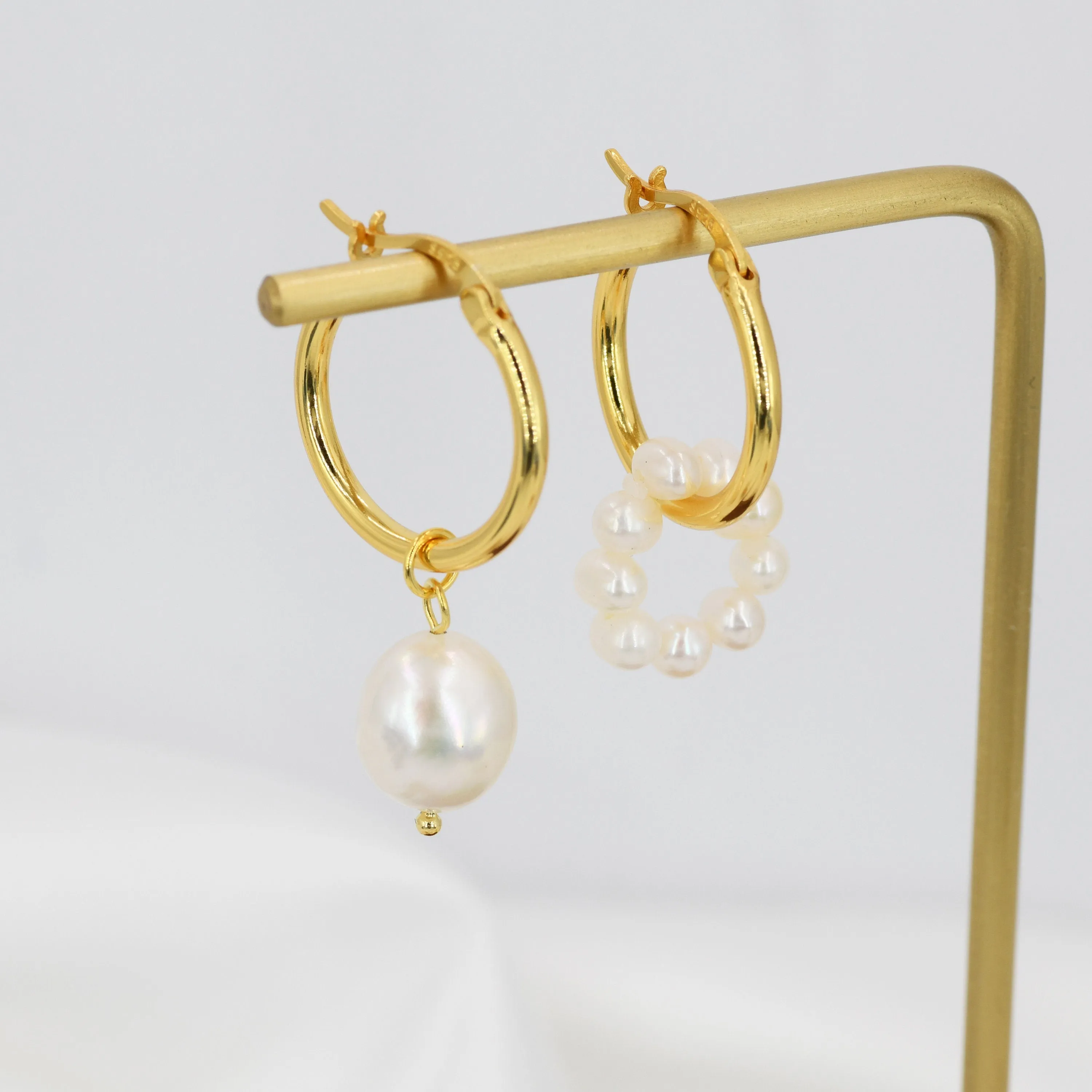 Mismatched Detachable Pearl Dangle Hoop Earrings in Sterling Silver, Silver or Gold, 14mm Hoops, Simple Hoop Earrings
