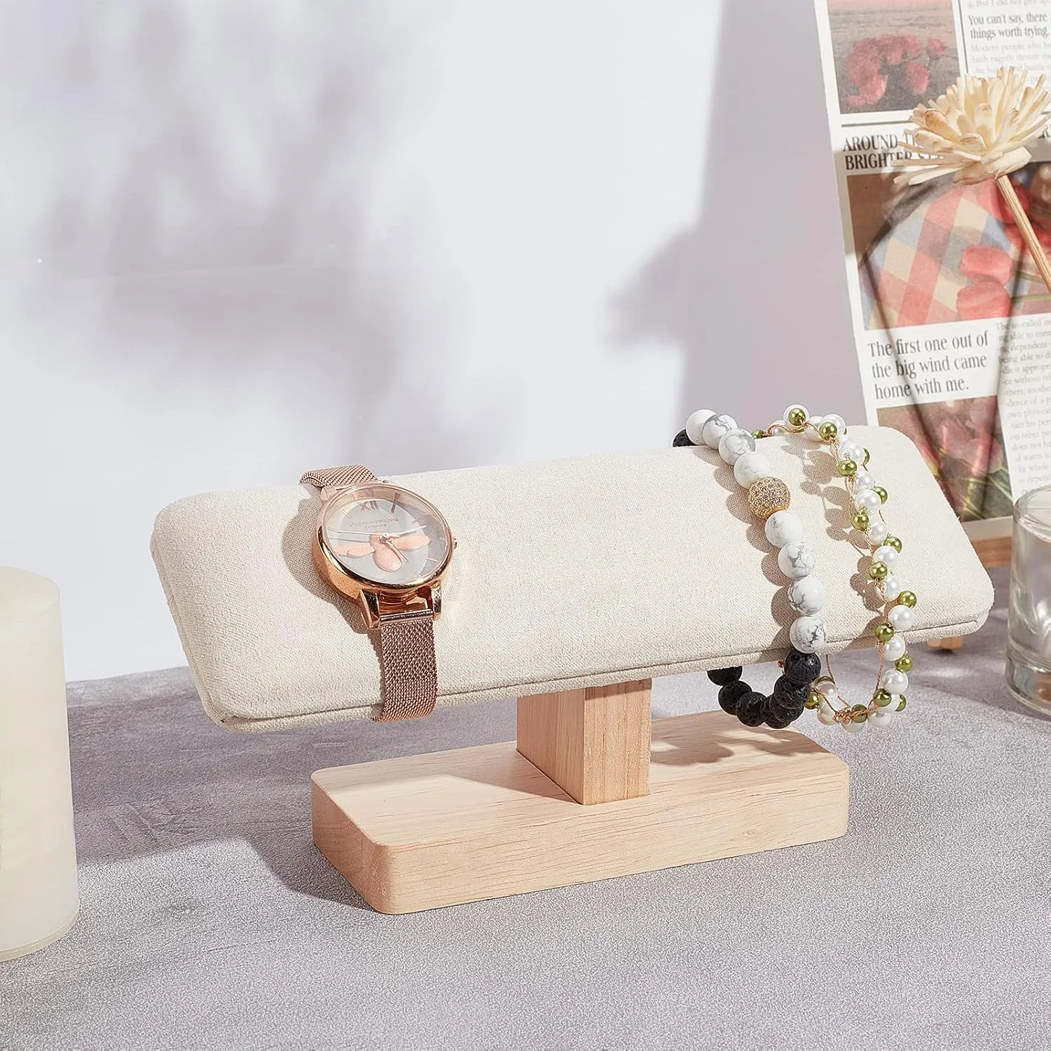 NBEADS Wooden Watch Display Stand, T-Bar Bracelet Holder Faux Suede Jewelry Organizer Holder Removable Bangle Pendants Anklet Tower Rack for Home Use, Retail Display Selling Gainsboro, 7.6x1.9x3.5inch