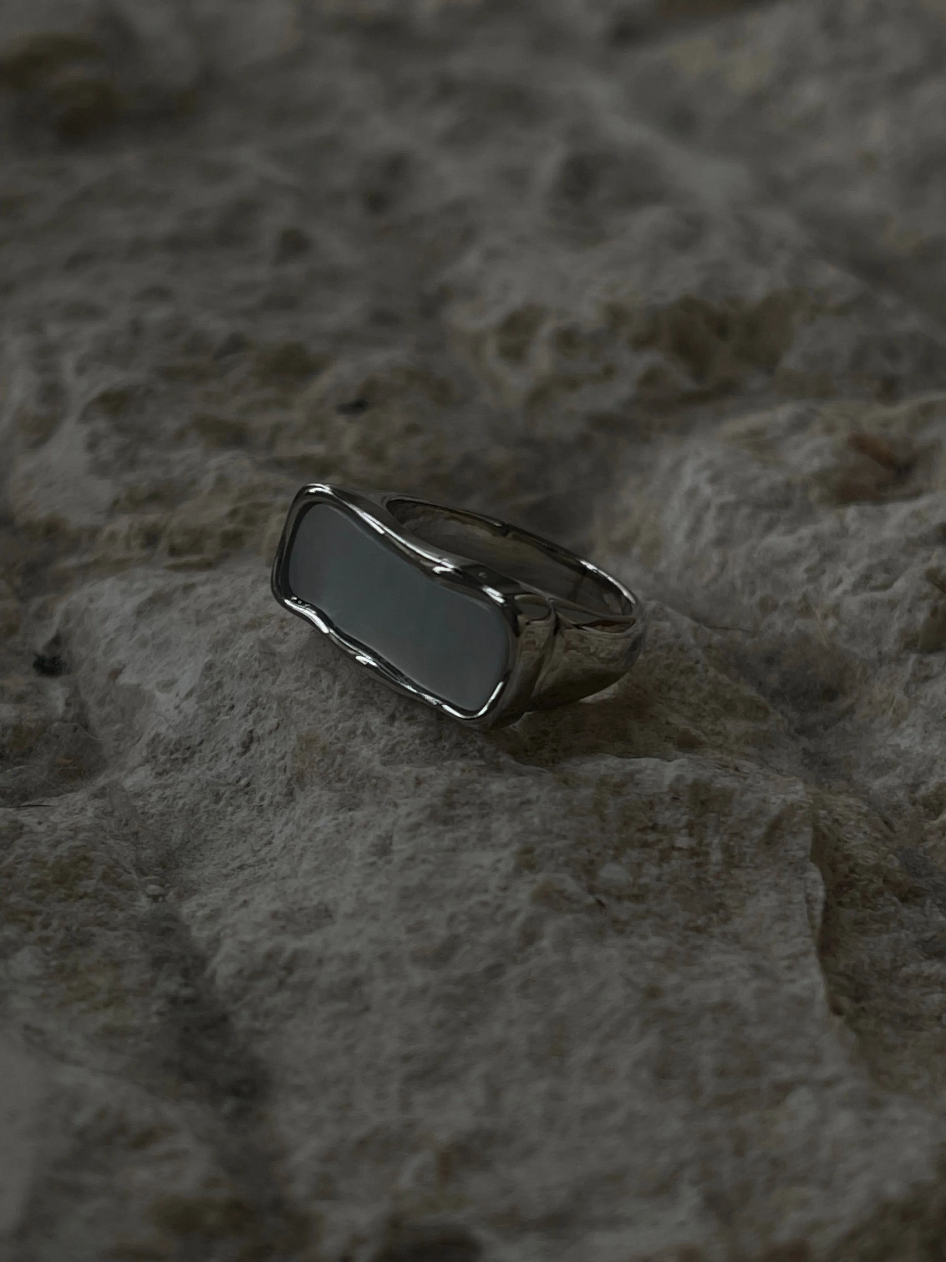 Organic Mother Of Pearl Wave Bar Ring In Silver & Ivory