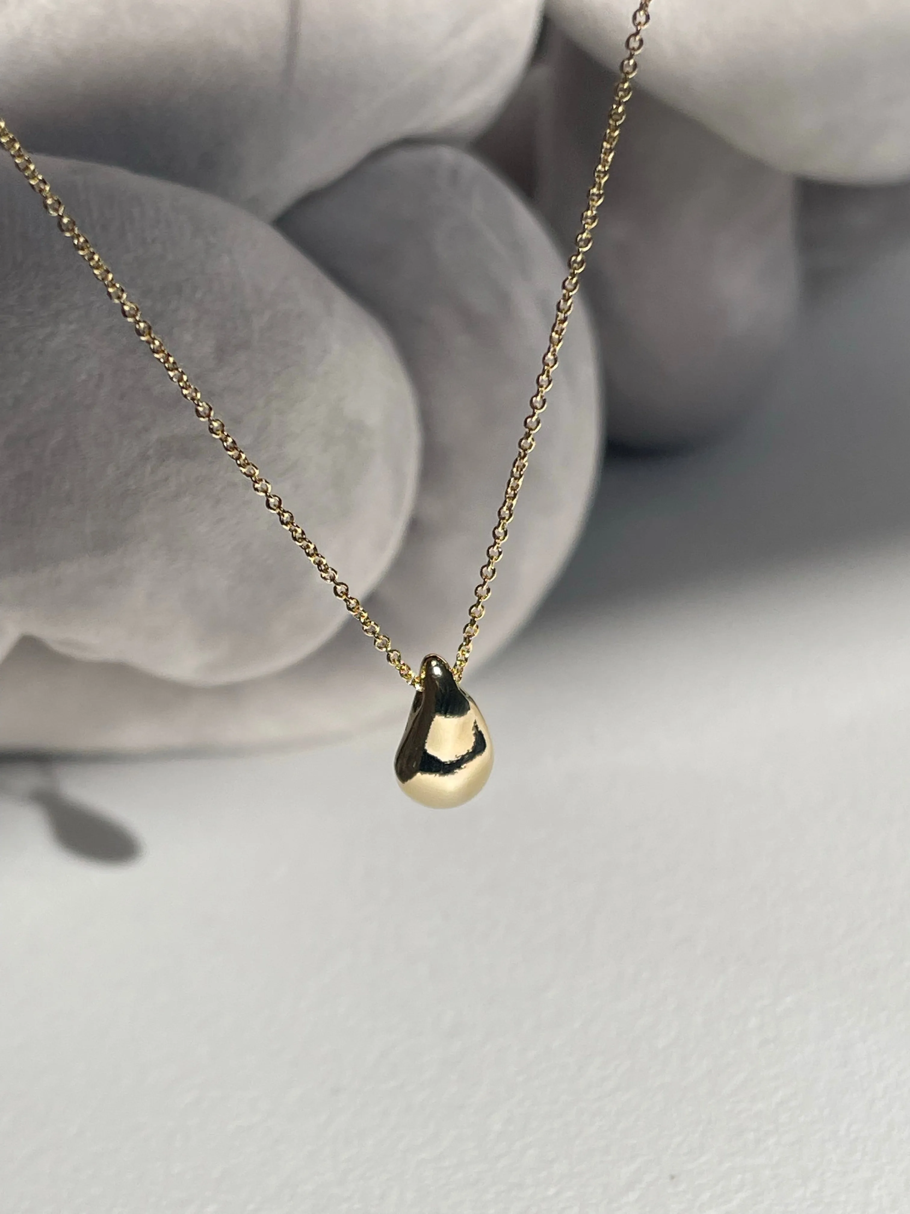 Organic Tear Drop Necklace In Gold