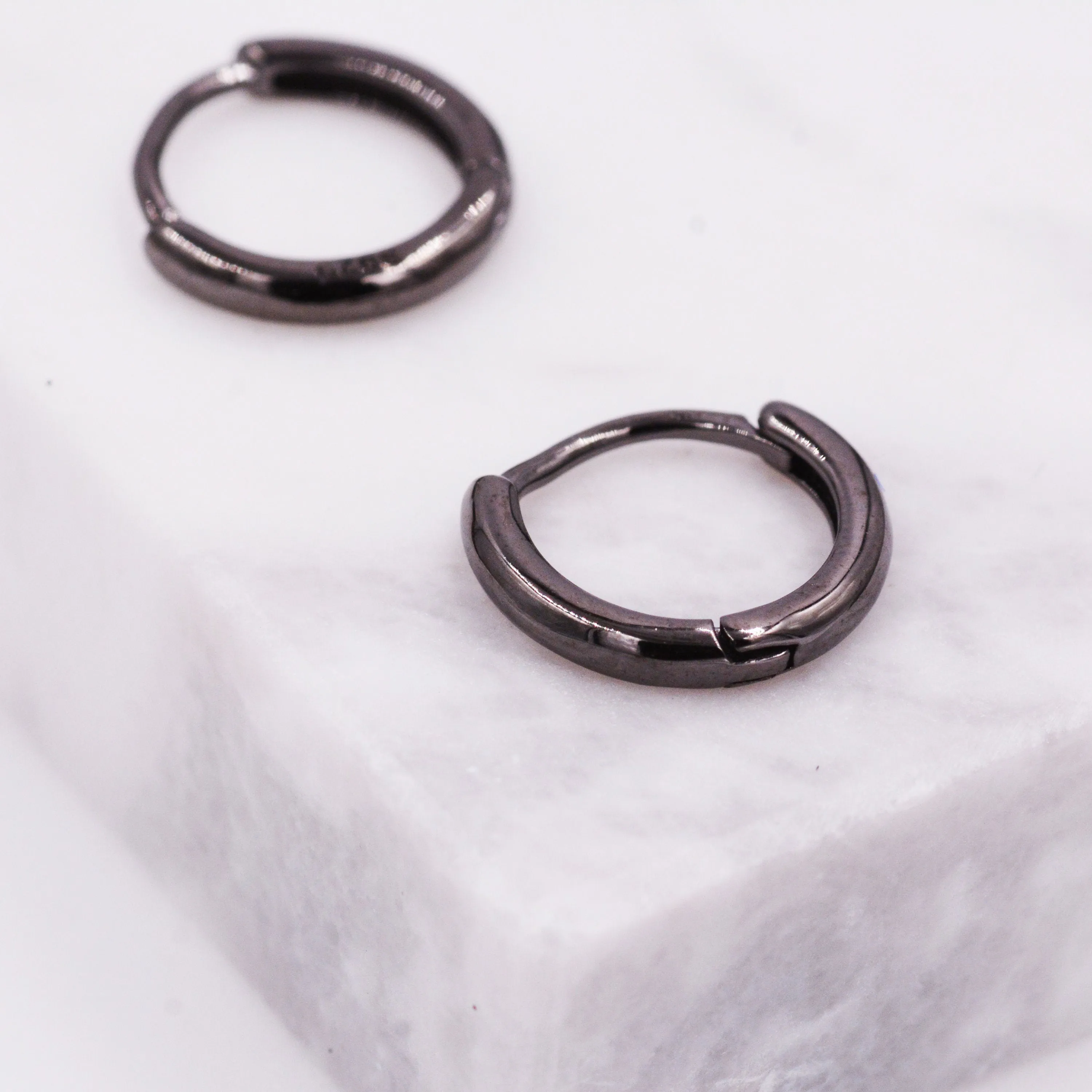 Plain Huggie Hoop in Sterling Silver, Polished Minimalist Hoop Earrings, Black Hoop Earrings,  Two Sizes Available, Simple Circle Hoops