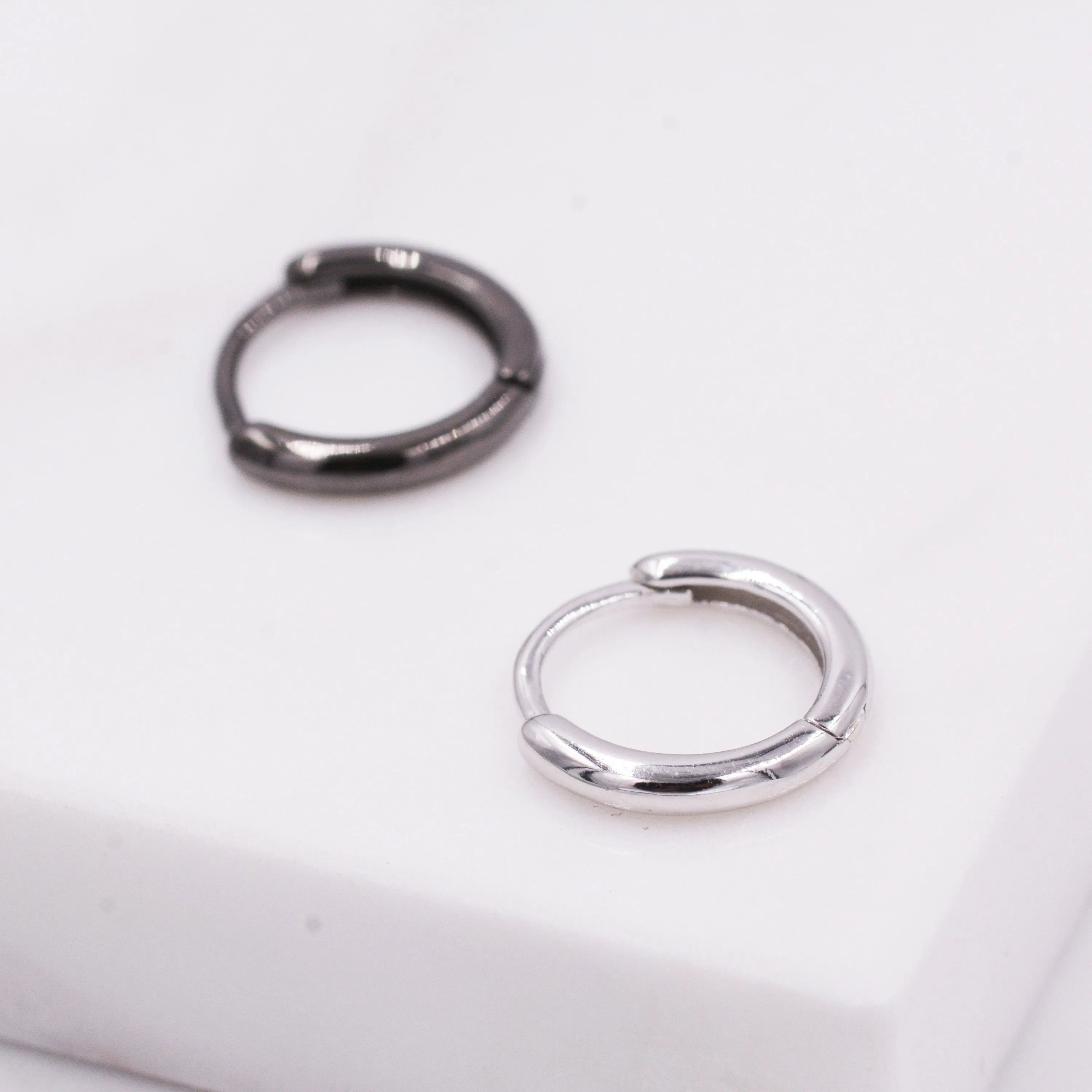 Plain Huggie Hoop in Sterling Silver, Polished Minimalist Hoop Earrings, Black Hoop Earrings,  Two Sizes Available, Simple Circle Hoops