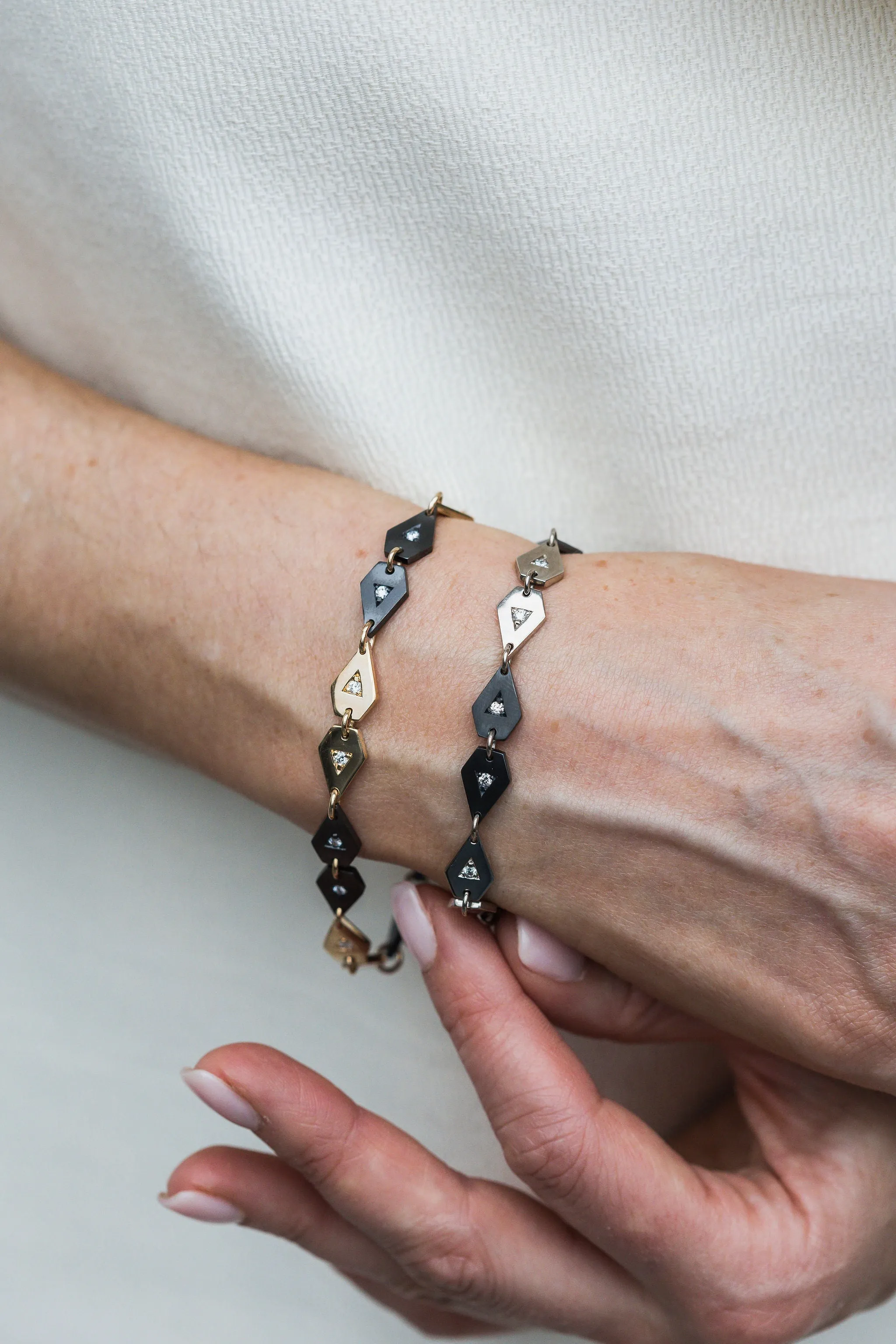 Prisma. Bracelet with Zirconium and Diamonds