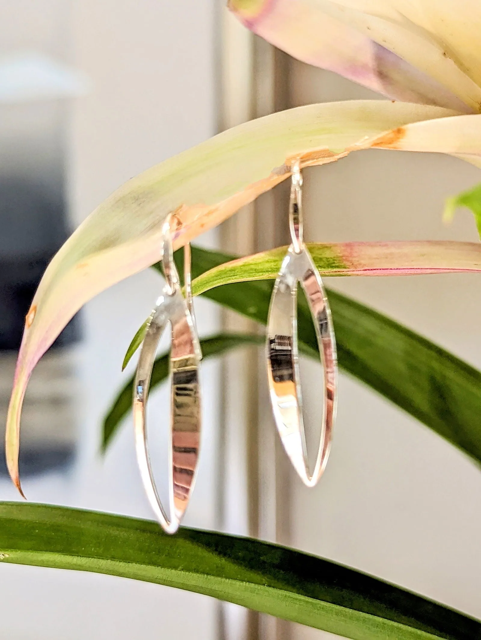 "Spinner" Earring