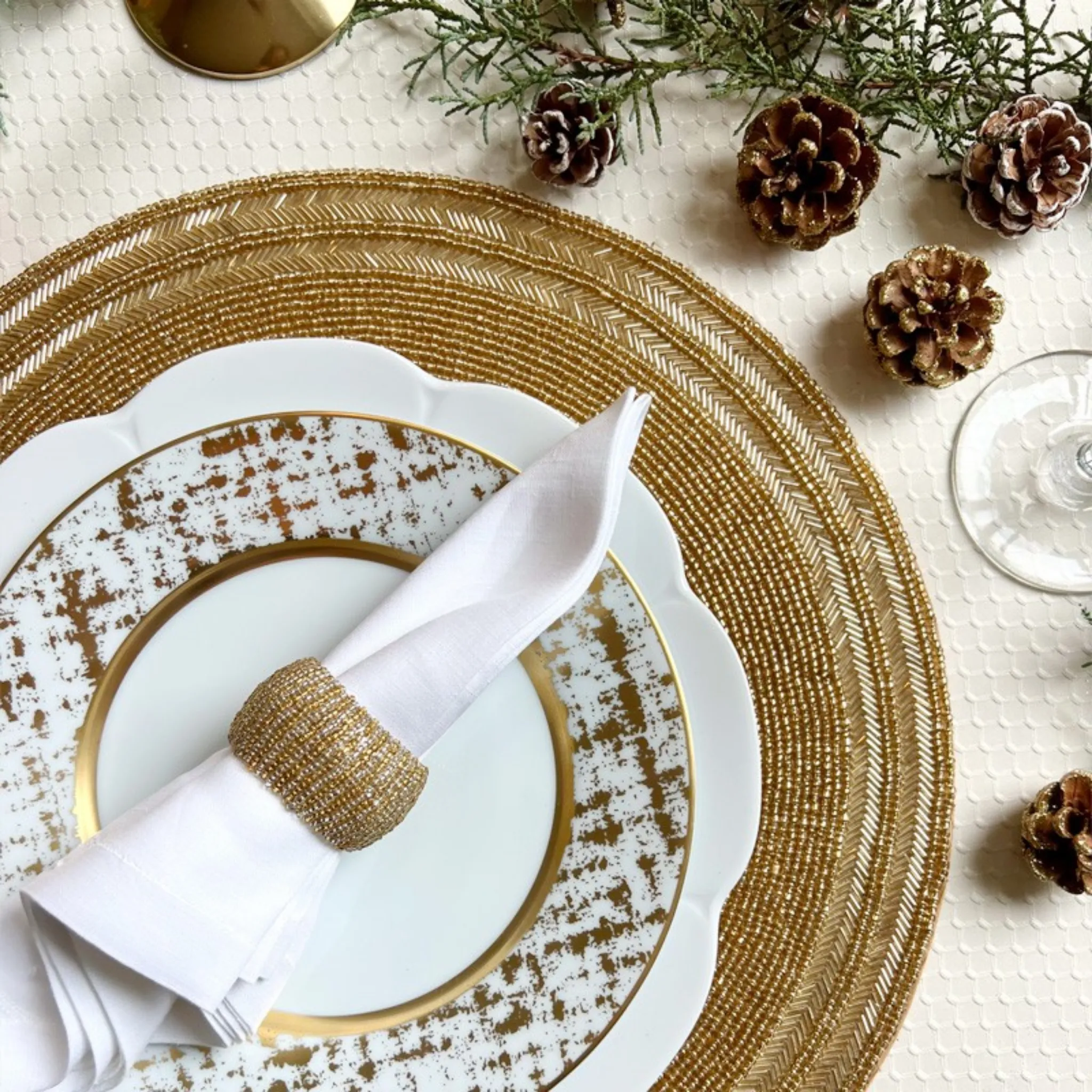Set of 4 Gold Brilliant Napkin Rings