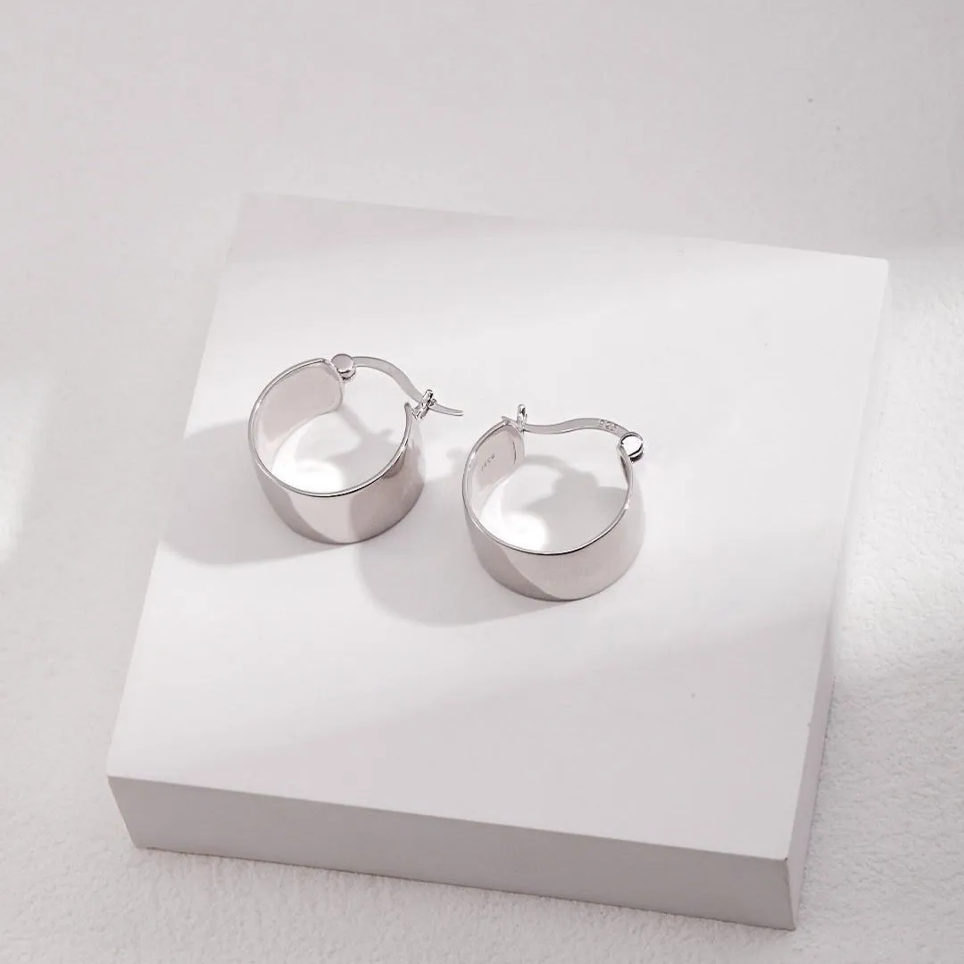 Simple C-shaped Hoop Earrings
