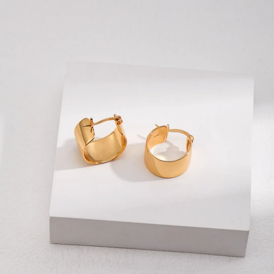 Simple C-shaped Hoop Earrings