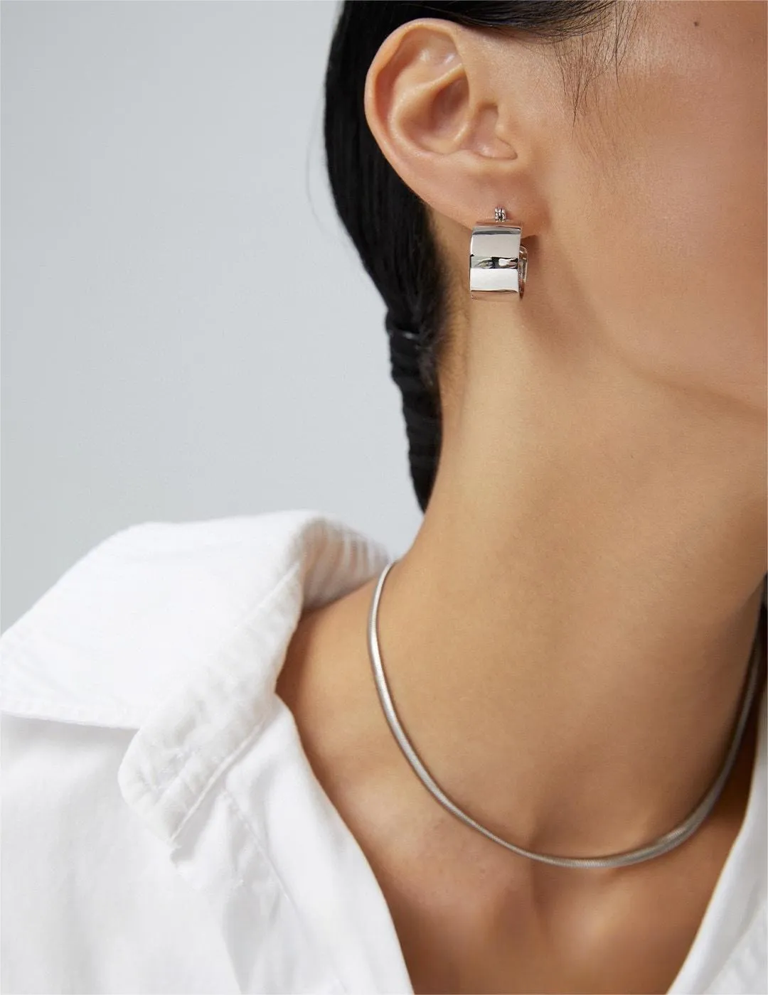 Simple C-shaped Hoop Earrings